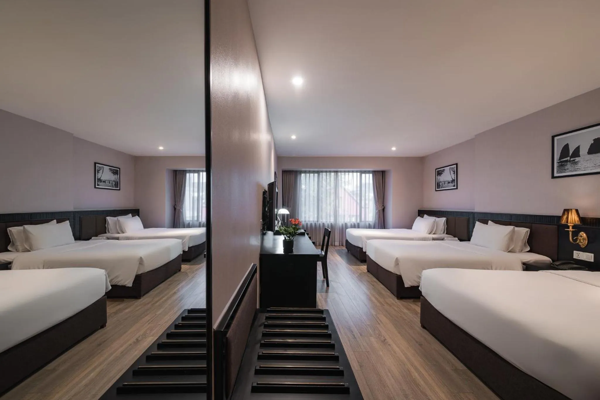 room service, Bed in La Passion Classic Hotel