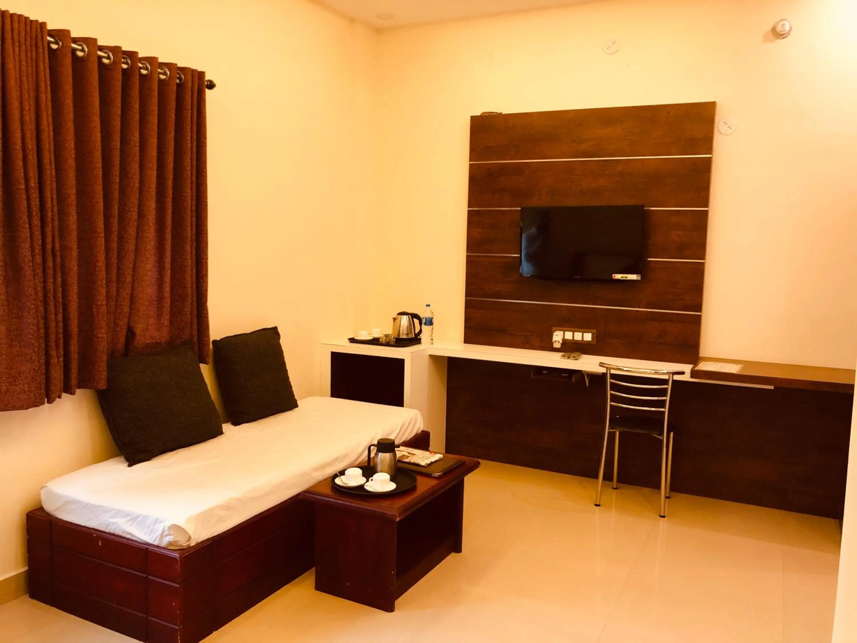 Other in Palm Era Resorts