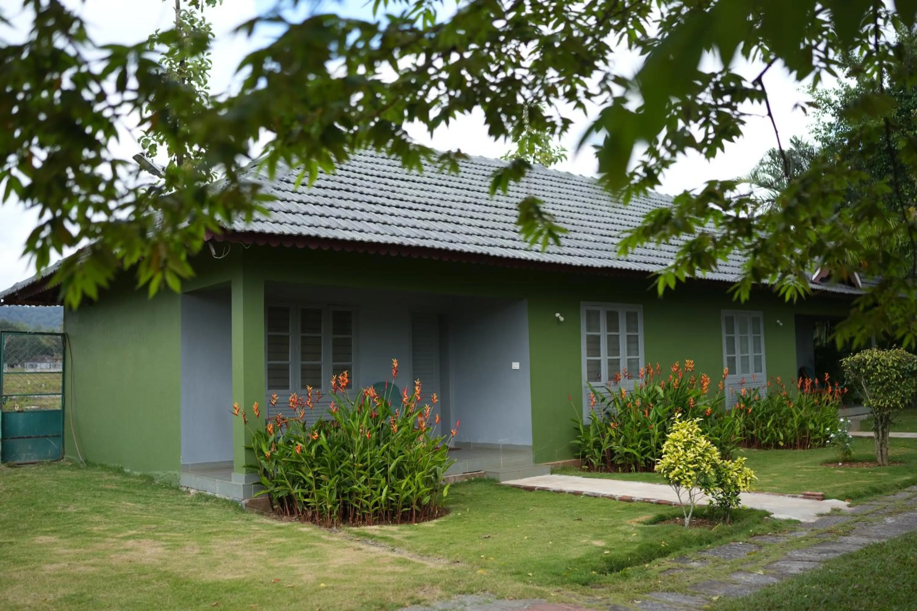 Facade/entrance in Palm Era Resorts