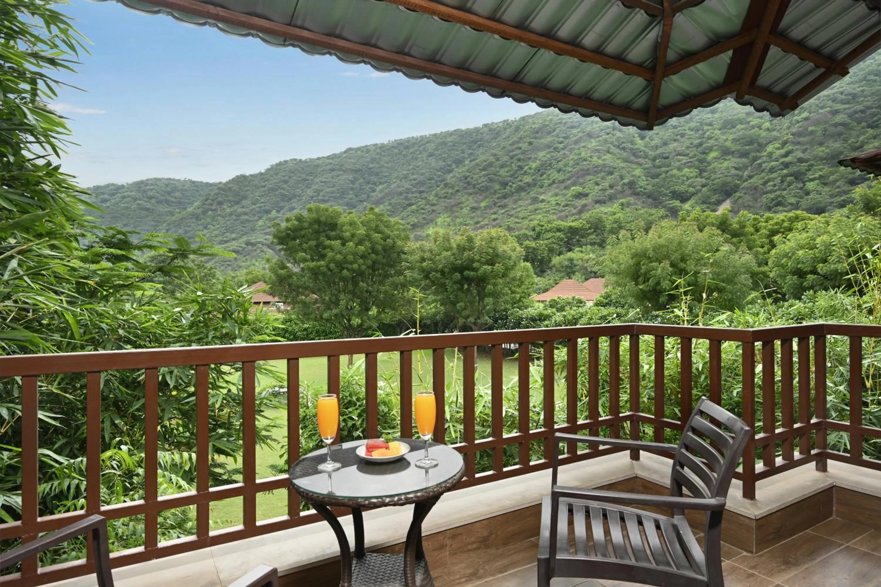 Spring in Anandam - Jacuzzi & Private Pool Villas in Udaipur