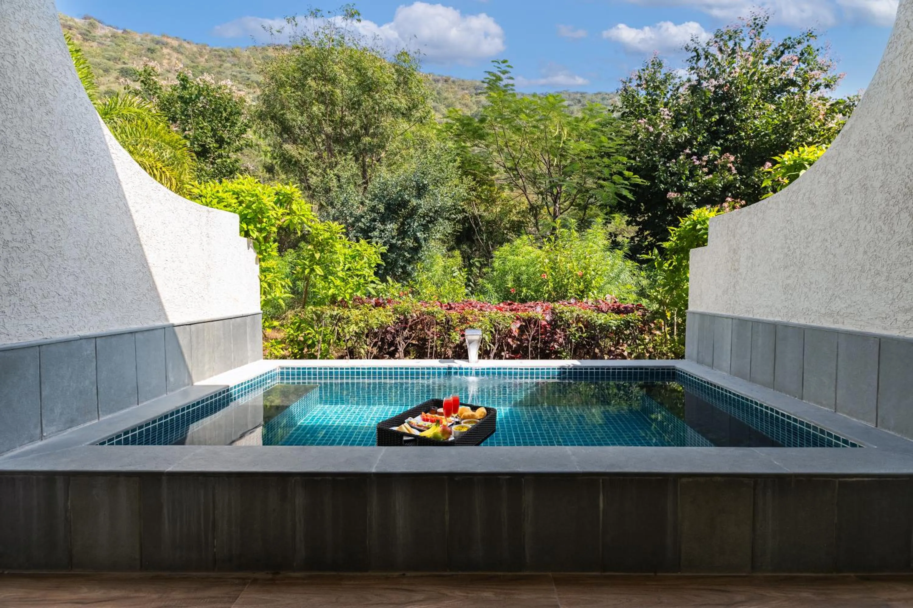 Swimming pool in Anandam - Jacuzzi & Private Pool Villas in Udaipur