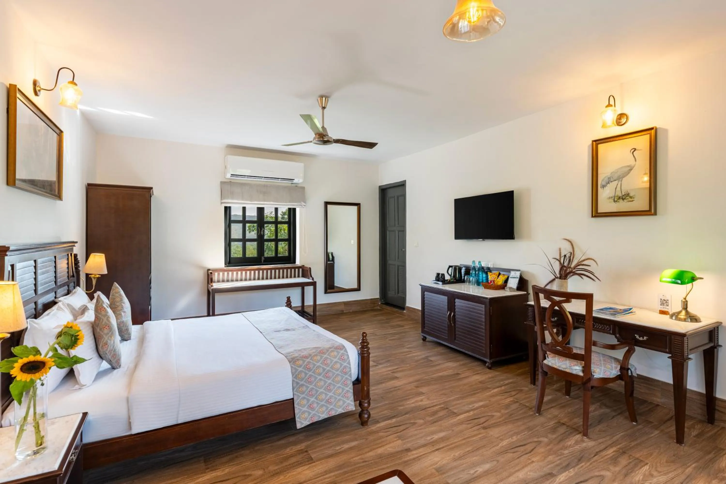 Bedroom, Bed in Anandam - Jacuzzi & Private Pool Villas in Udaipur