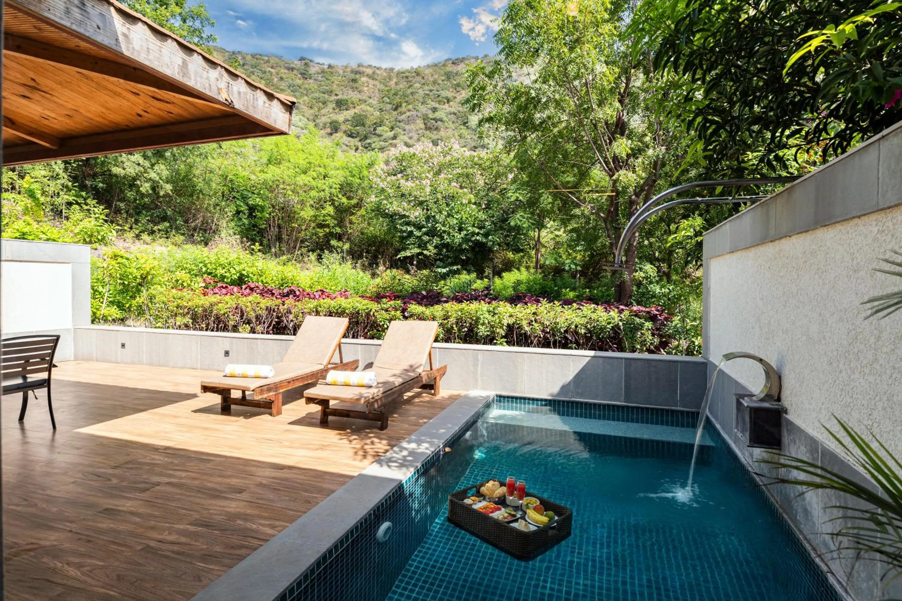 Swimming pool in Anandam - Jacuzzi & Private Pool Villas in Udaipur