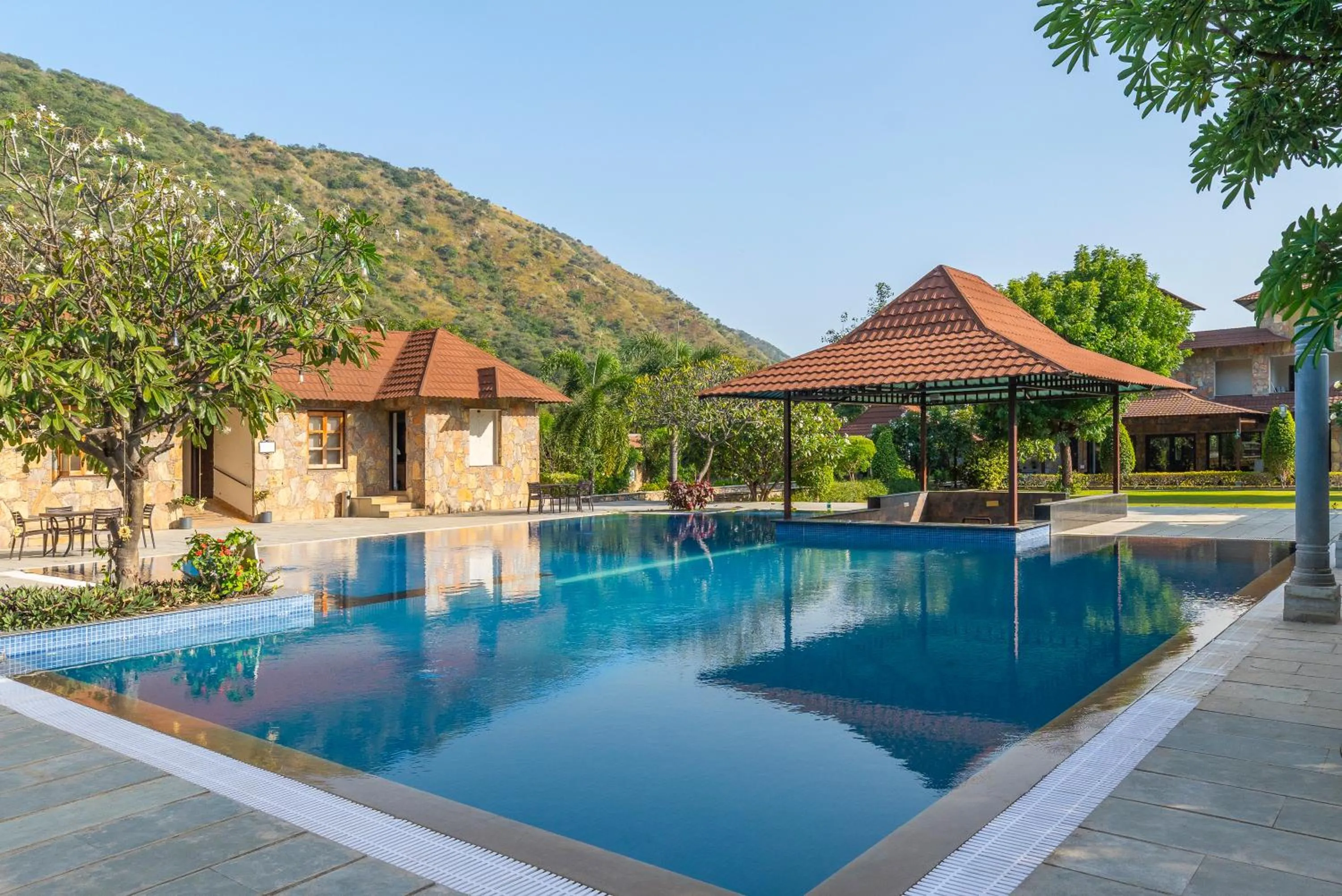Swimming pool in Anandam - Jacuzzi & Private Pool Villas in Udaipur