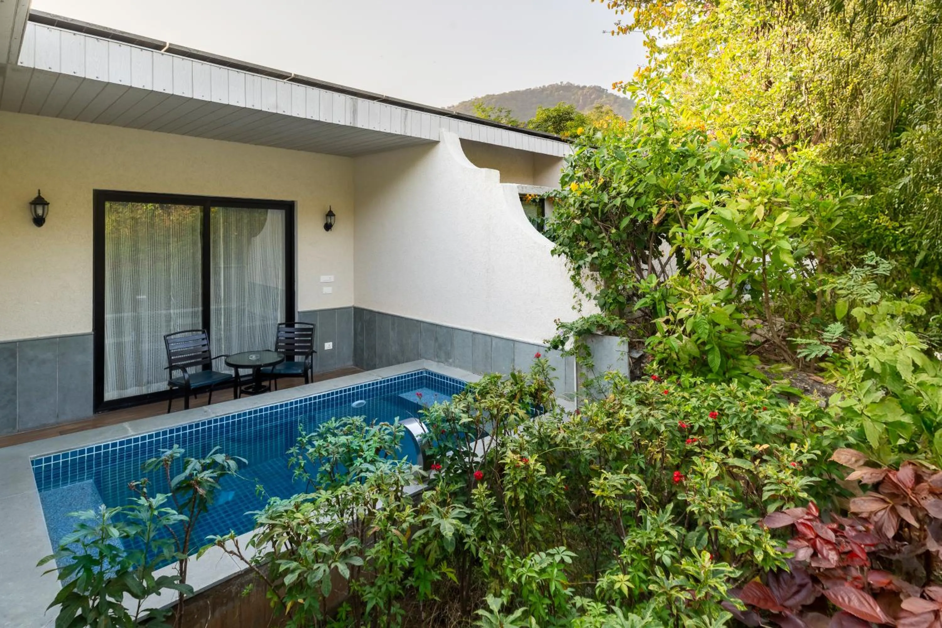 Swimming pool in Anandam - Jacuzzi & Private Pool Villas in Udaipur