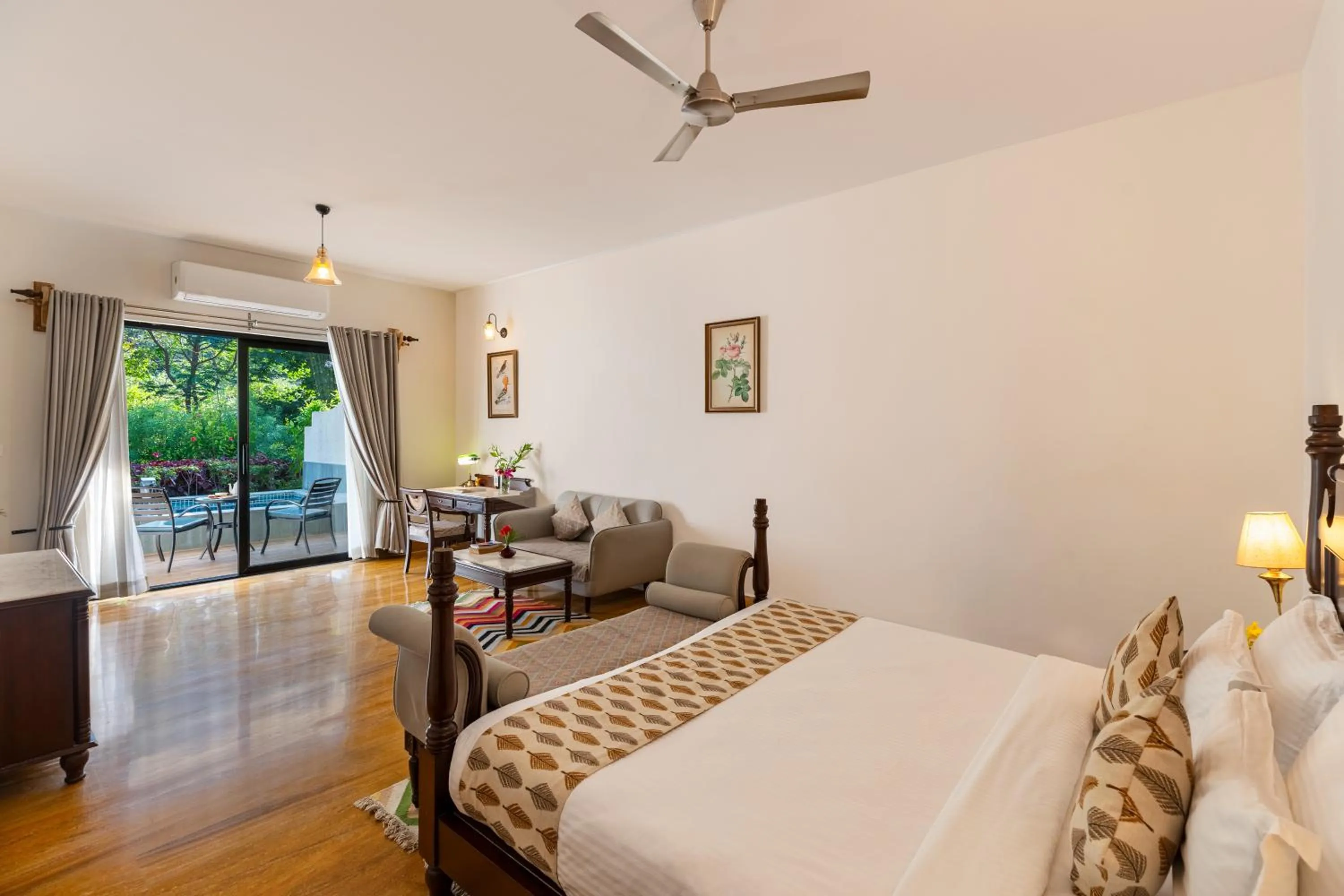 Bedroom, Bed in Anandam - Jacuzzi & Private Pool Villas in Udaipur