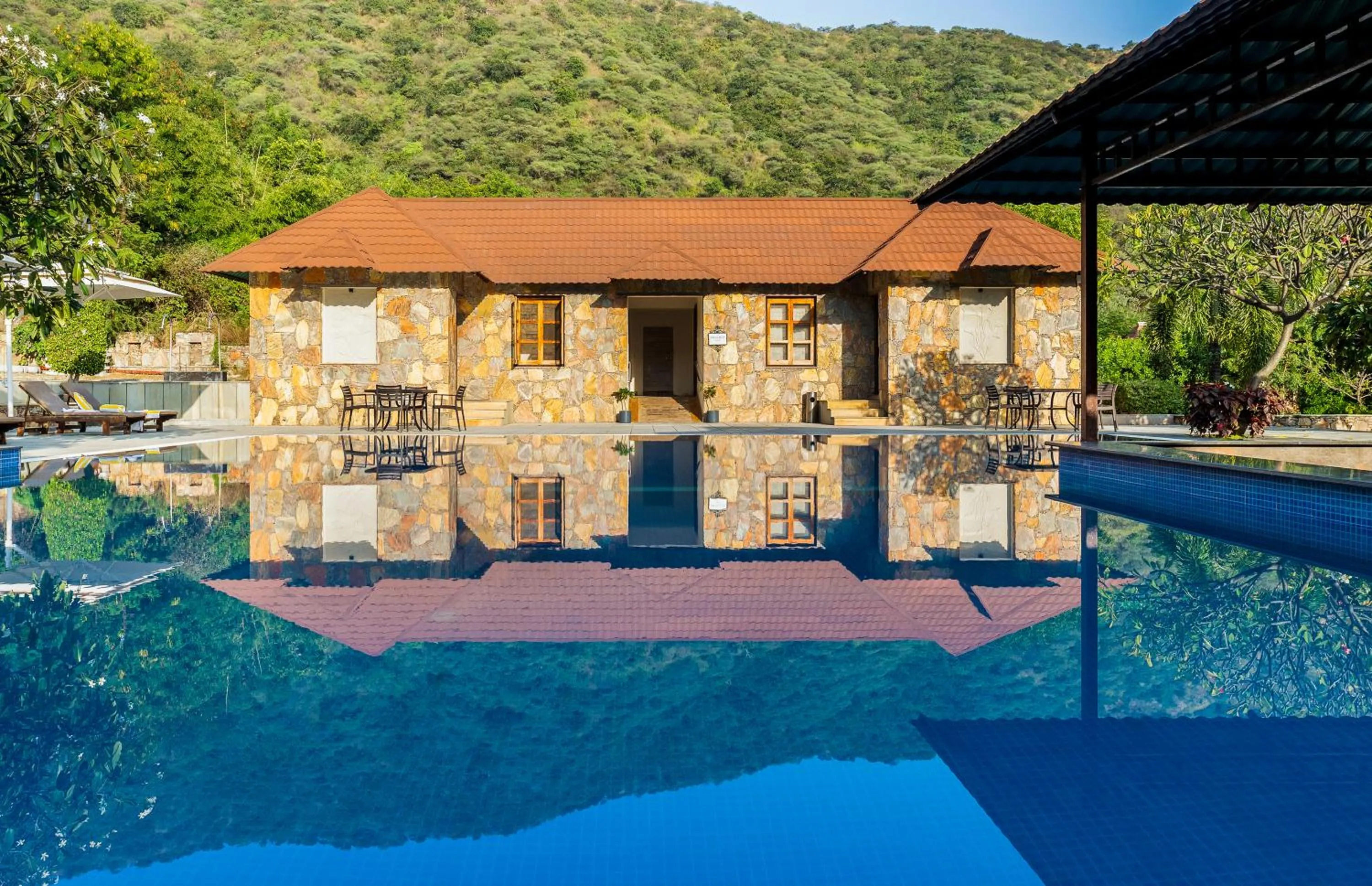 Swimming pool in Anandam - Jacuzzi & Private Pool Villas in Udaipur
