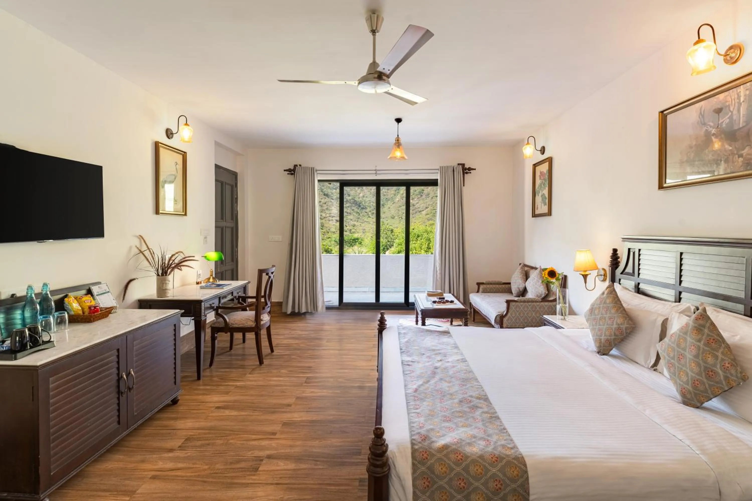 Bedroom, Bed in Anandam - Jacuzzi & Private Pool Villas in Udaipur