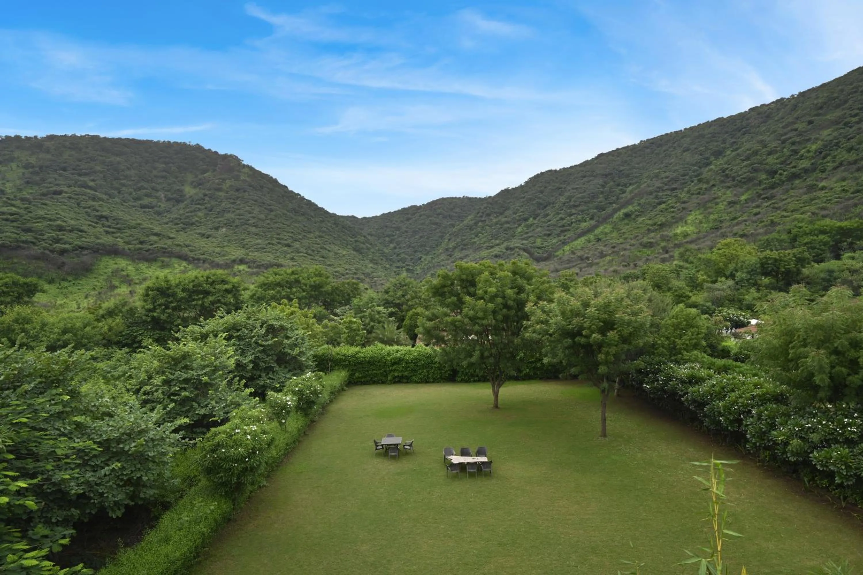 Garden in Anandam - Jacuzzi & Private Pool Villas in Udaipur