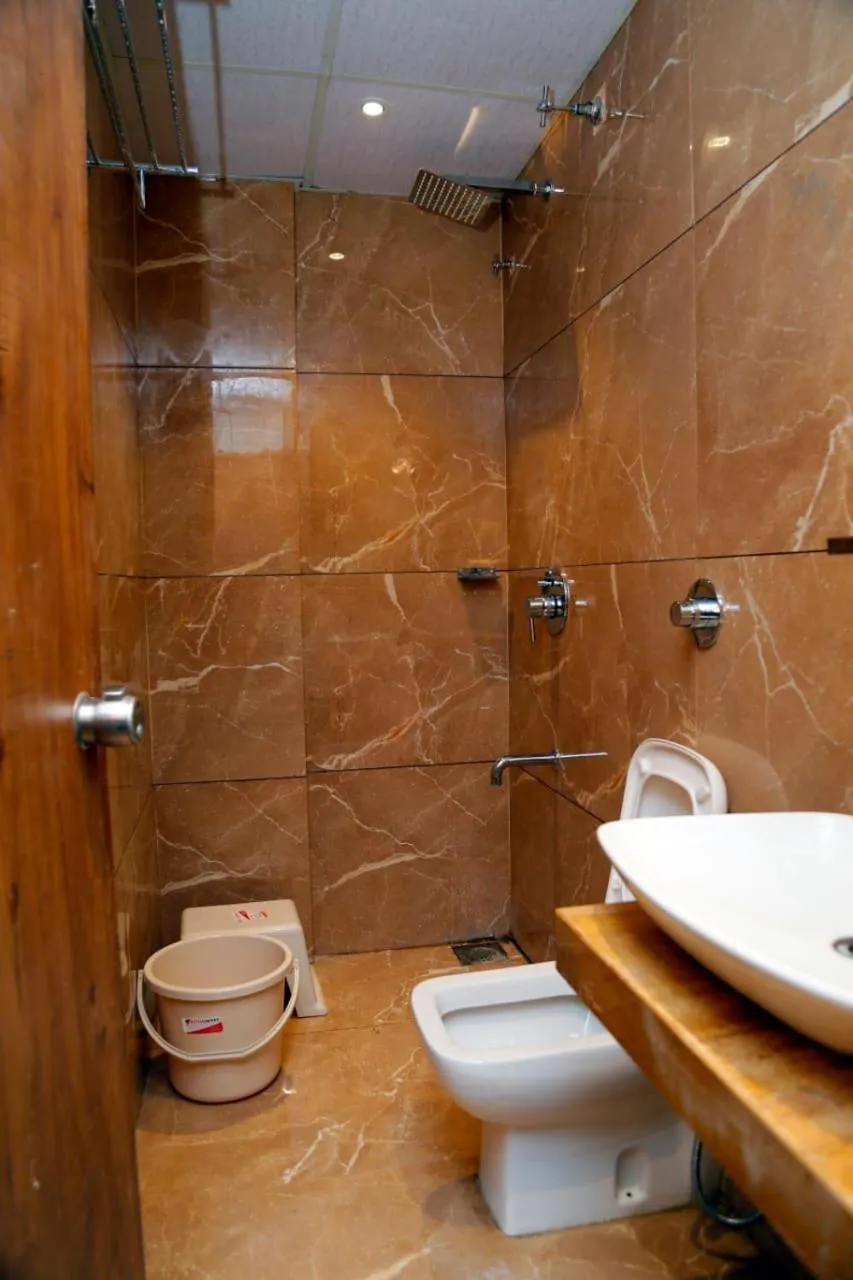 Bathroom in Hotel Bhabha