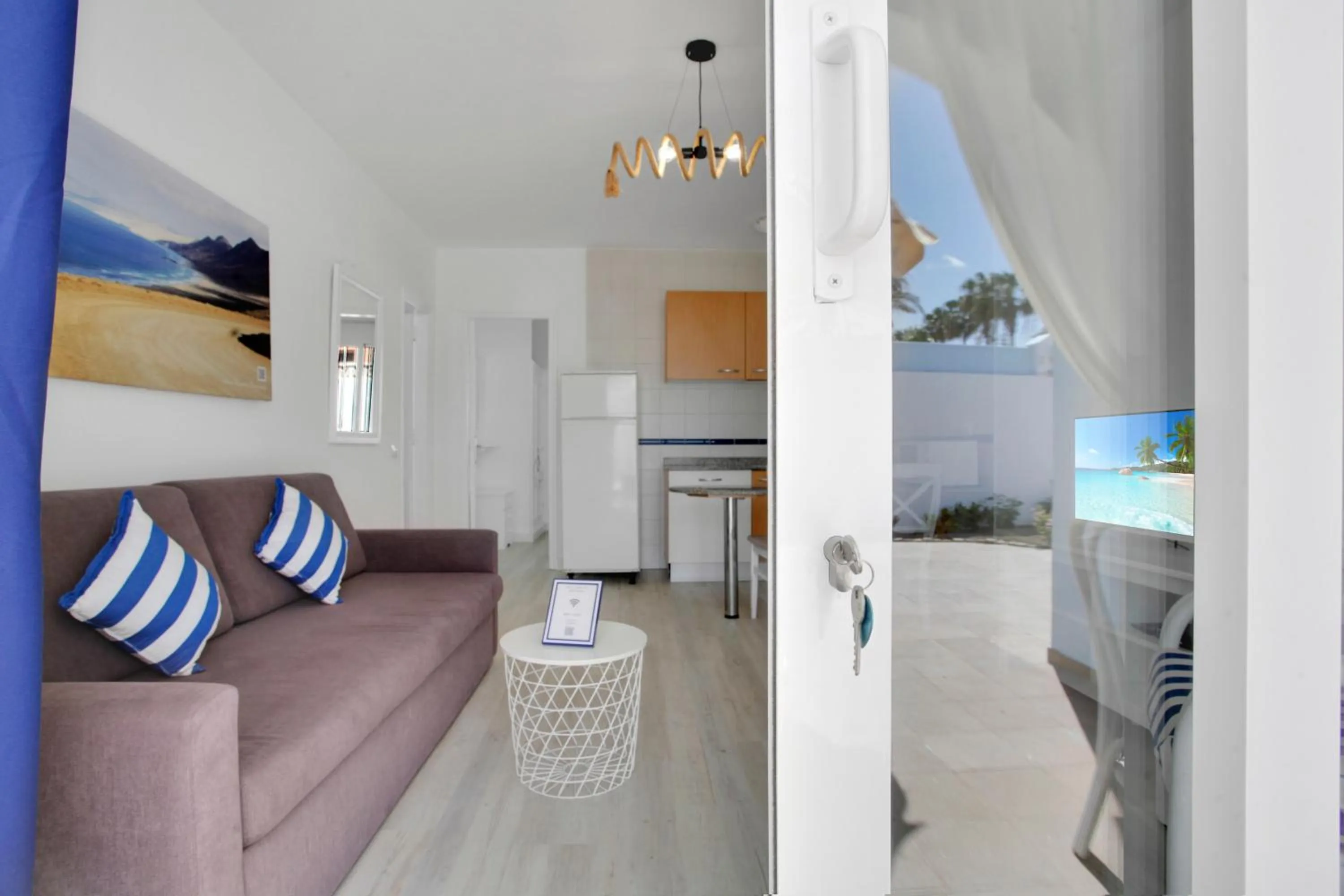 Facade/entrance in Neptuno Bungalows - Adults Only