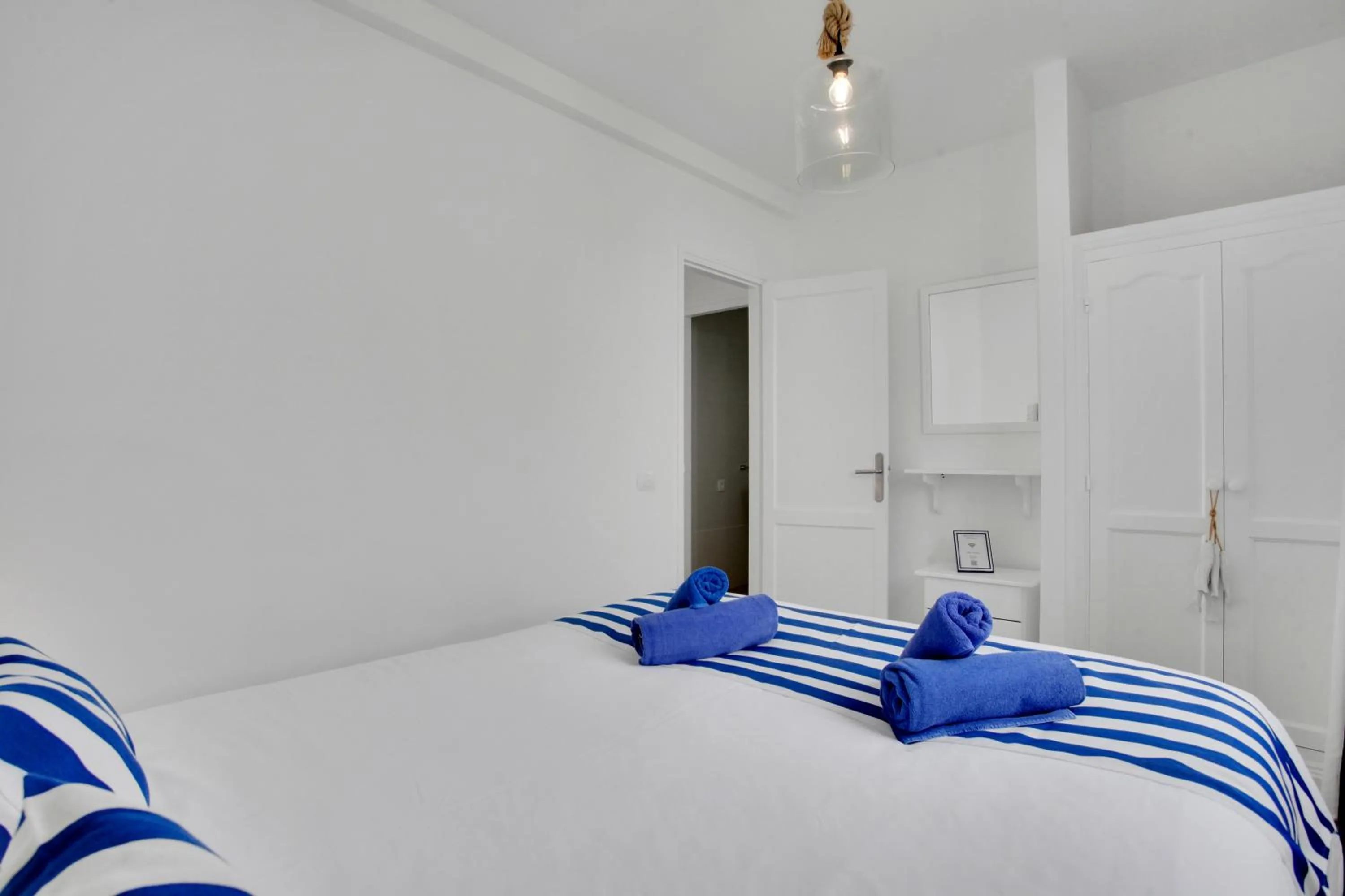 Photo of the whole room, Bed in Neptuno Bungalows - Adults Only