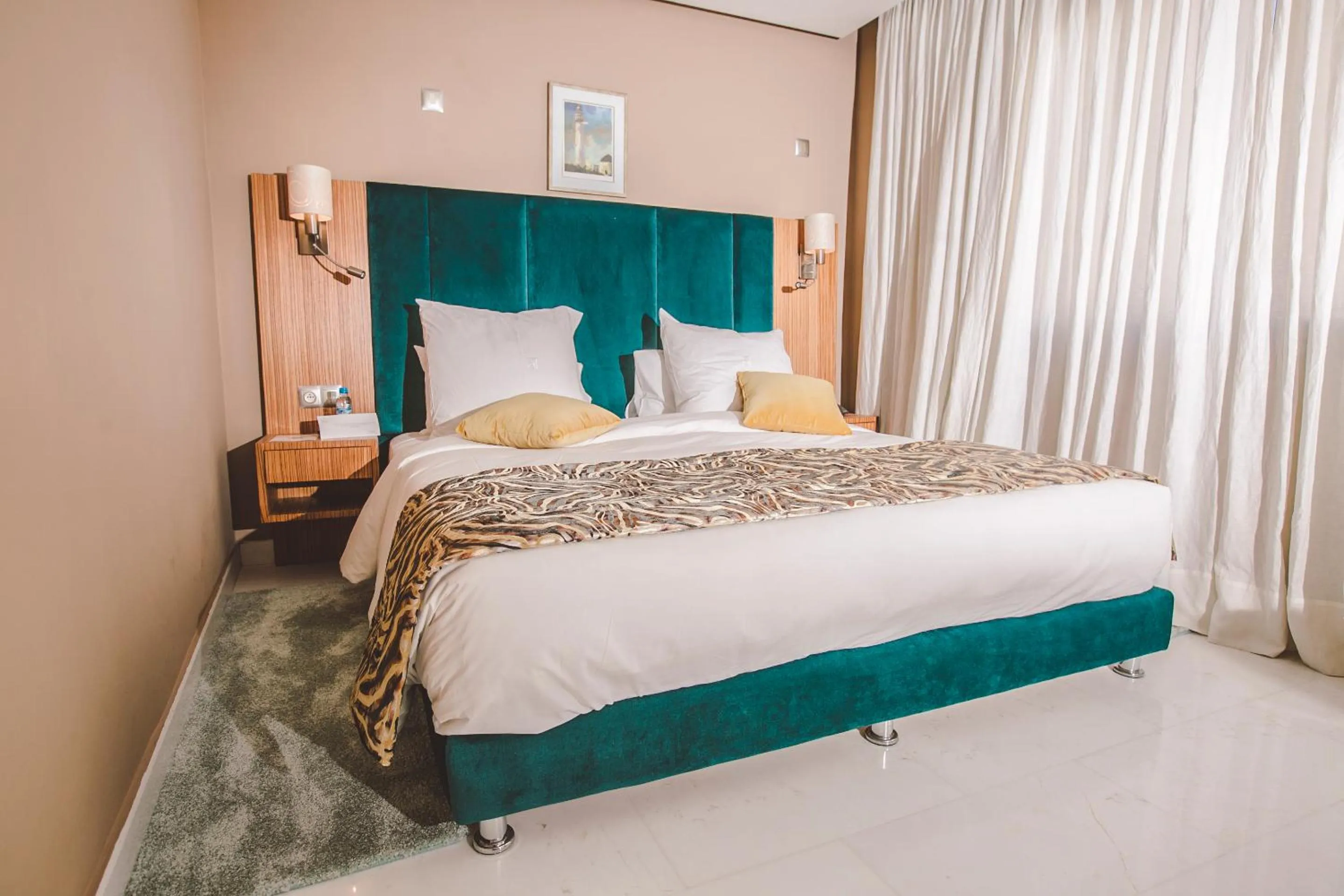 Bedroom, Bed in Hôtel Down Town Maarif