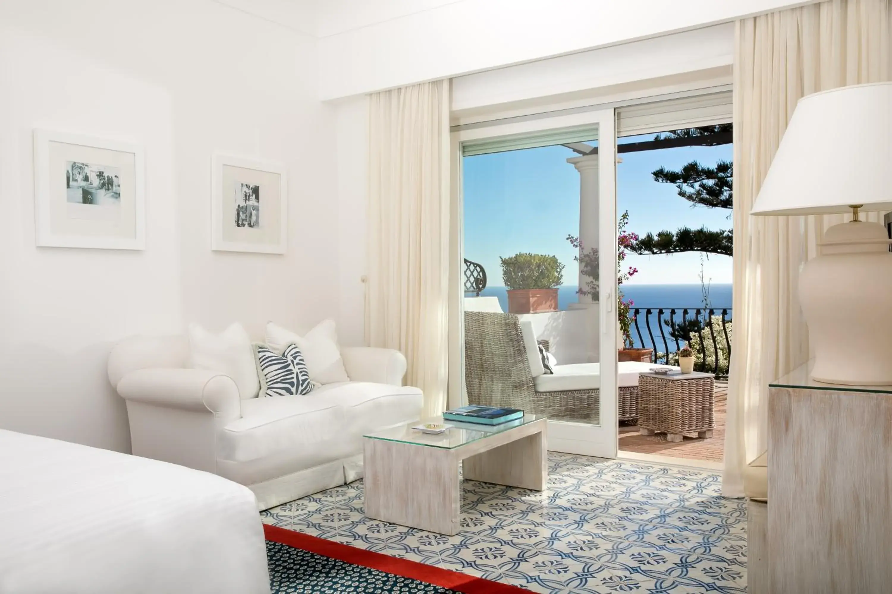 Deluxe Double or Twin Room in Hotel La Minerva Deluxe Double or Twin Room in Hotel La Minerva