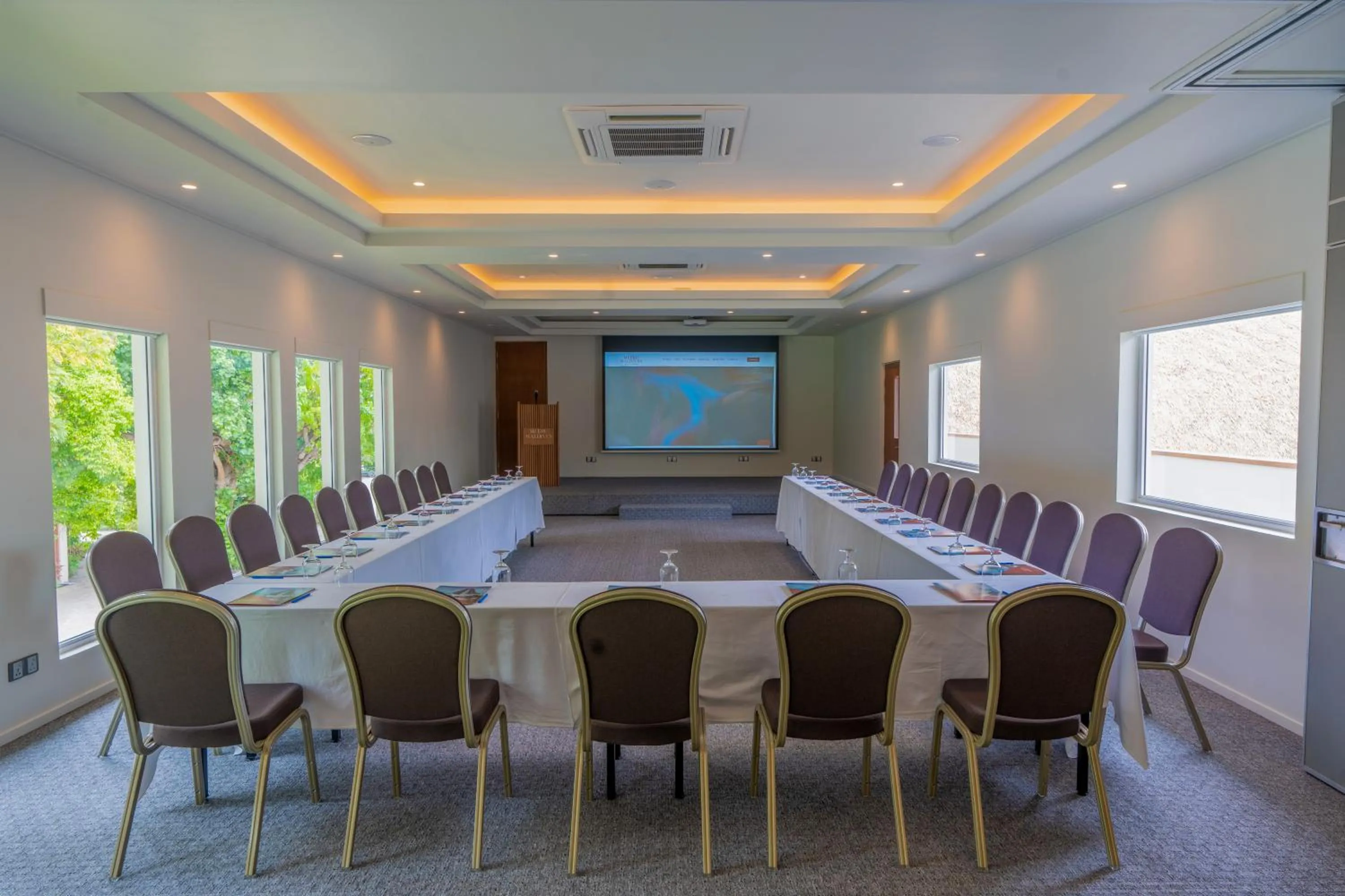 TV and multimedia in Meeru Maldives Resort Island