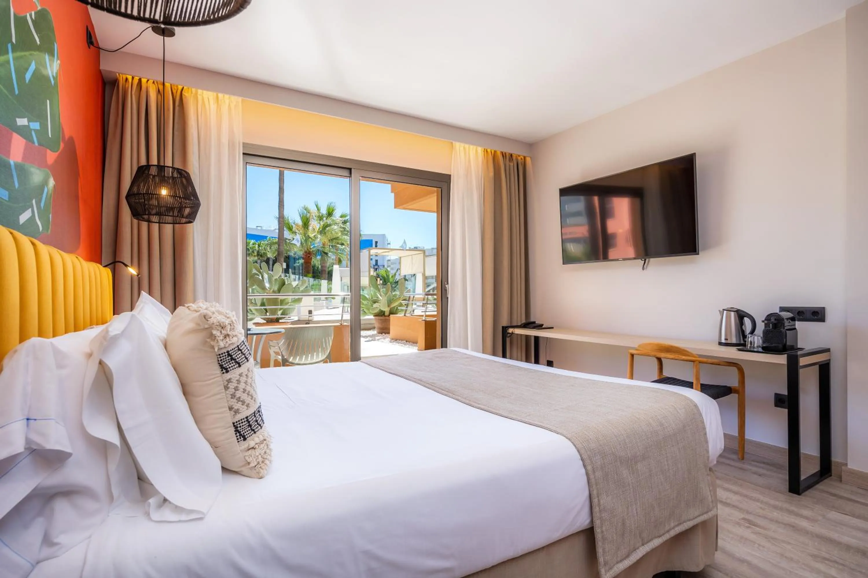 Bed in Marins Beach Club - Adults Only Hotel