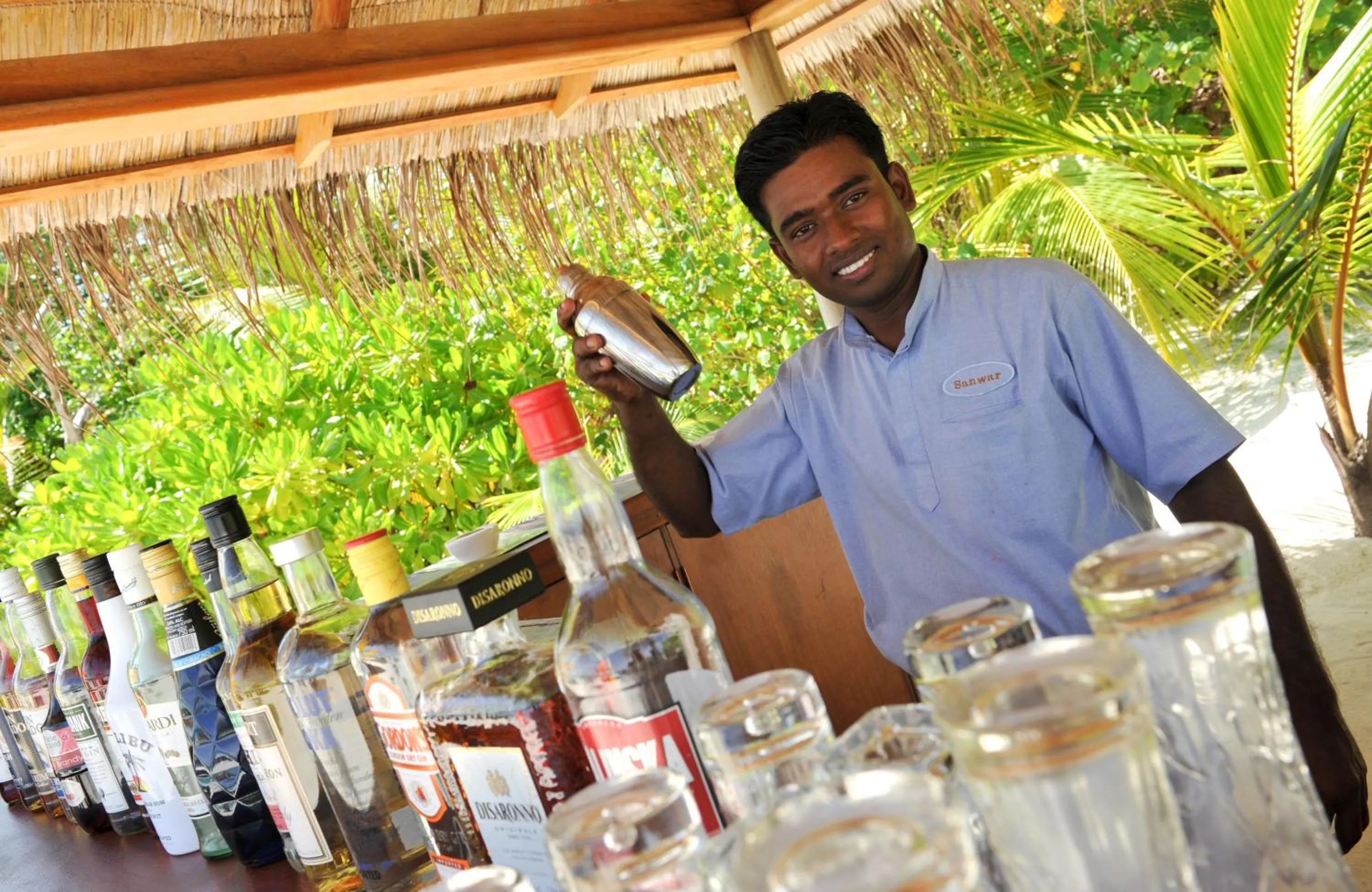 Lounge or bar in Komandoo Island Resort & Spa