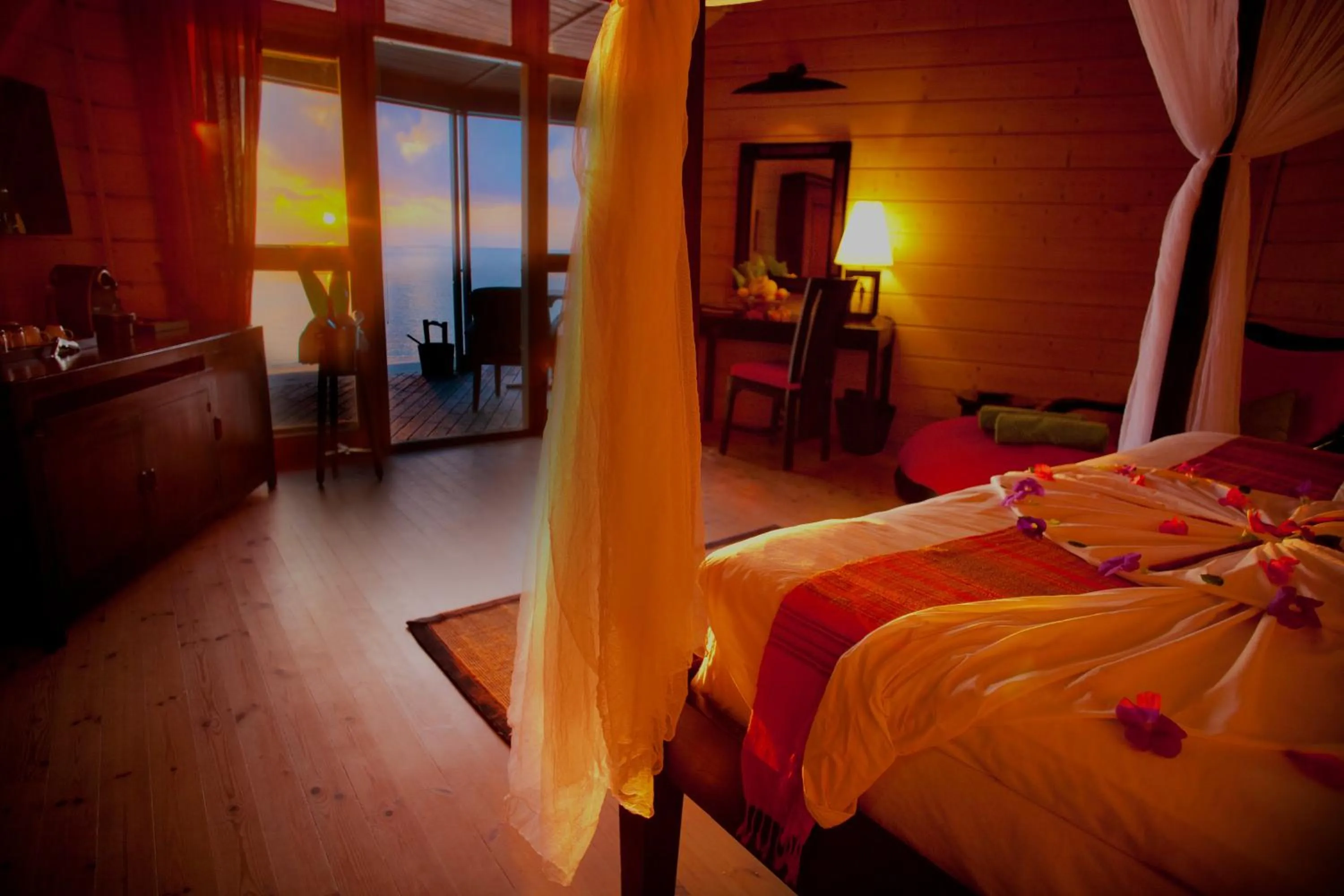 Bedroom, Bed in Komandoo Island Resort & Spa