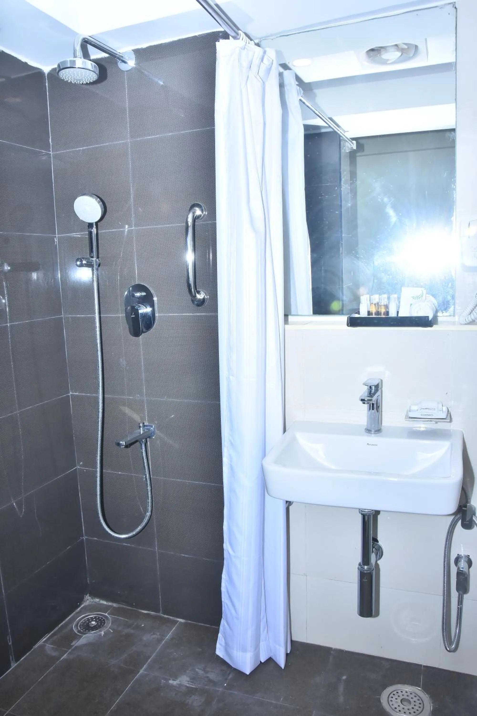 Bathroom in juSTa Sarang Rameshwaram