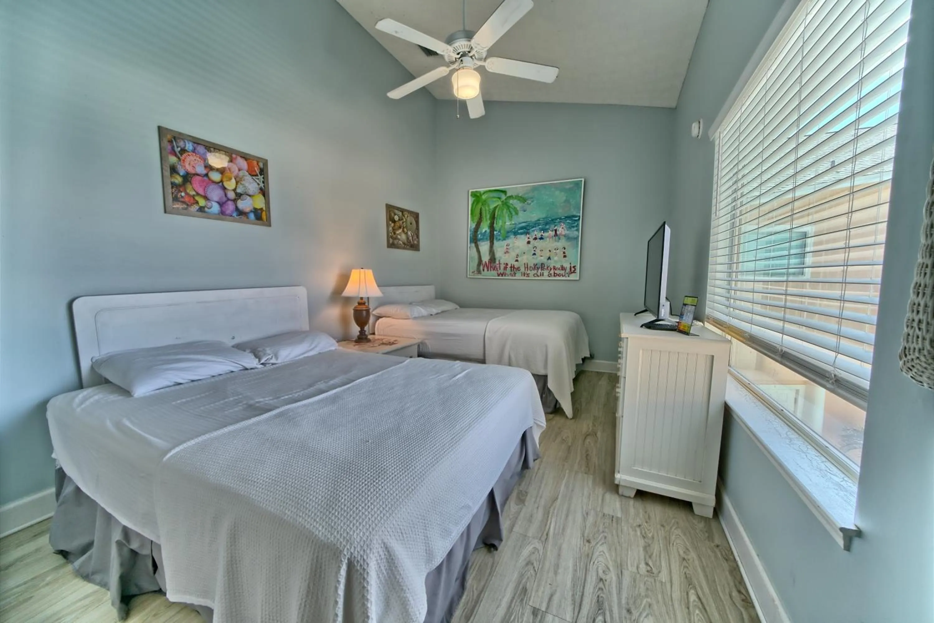Bedroom in Pineapple Villas
