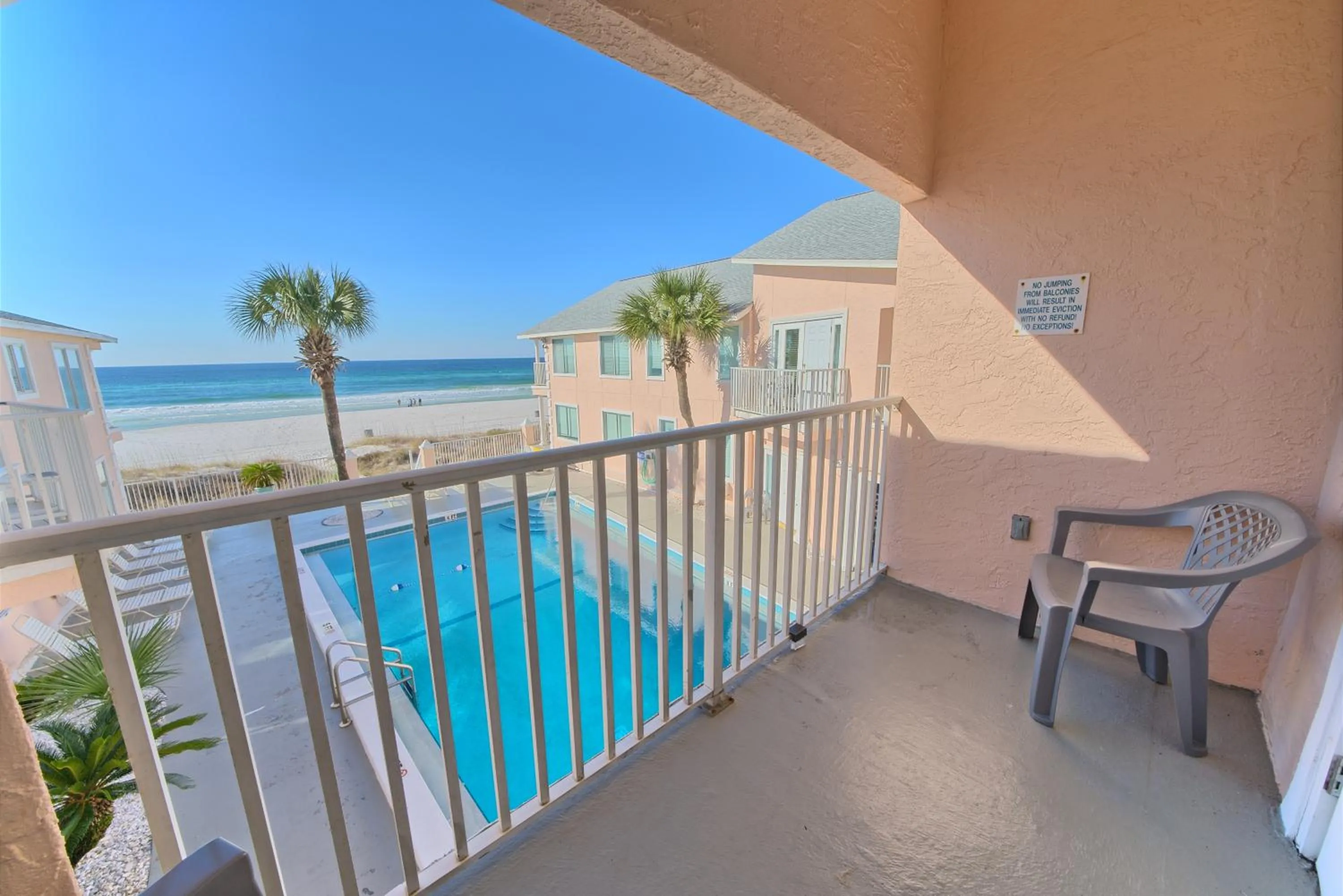 Balcony/Terrace in Pineapple Villas