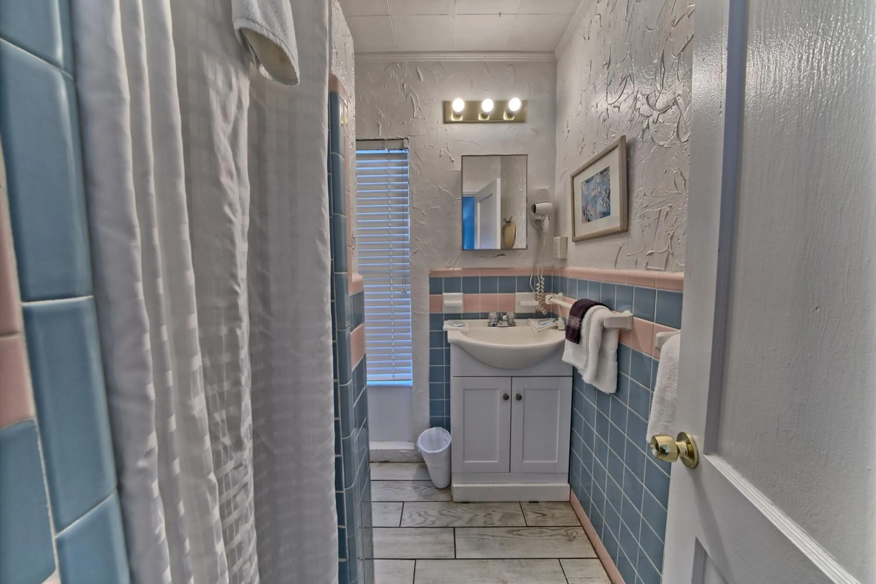 Bathroom in Pineapple Villas
