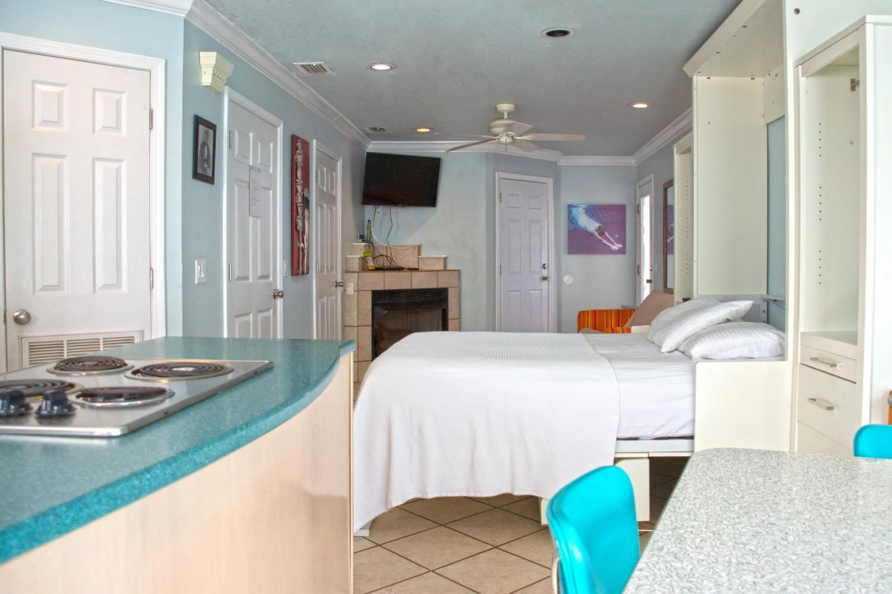 Bed in Pineapple Villas