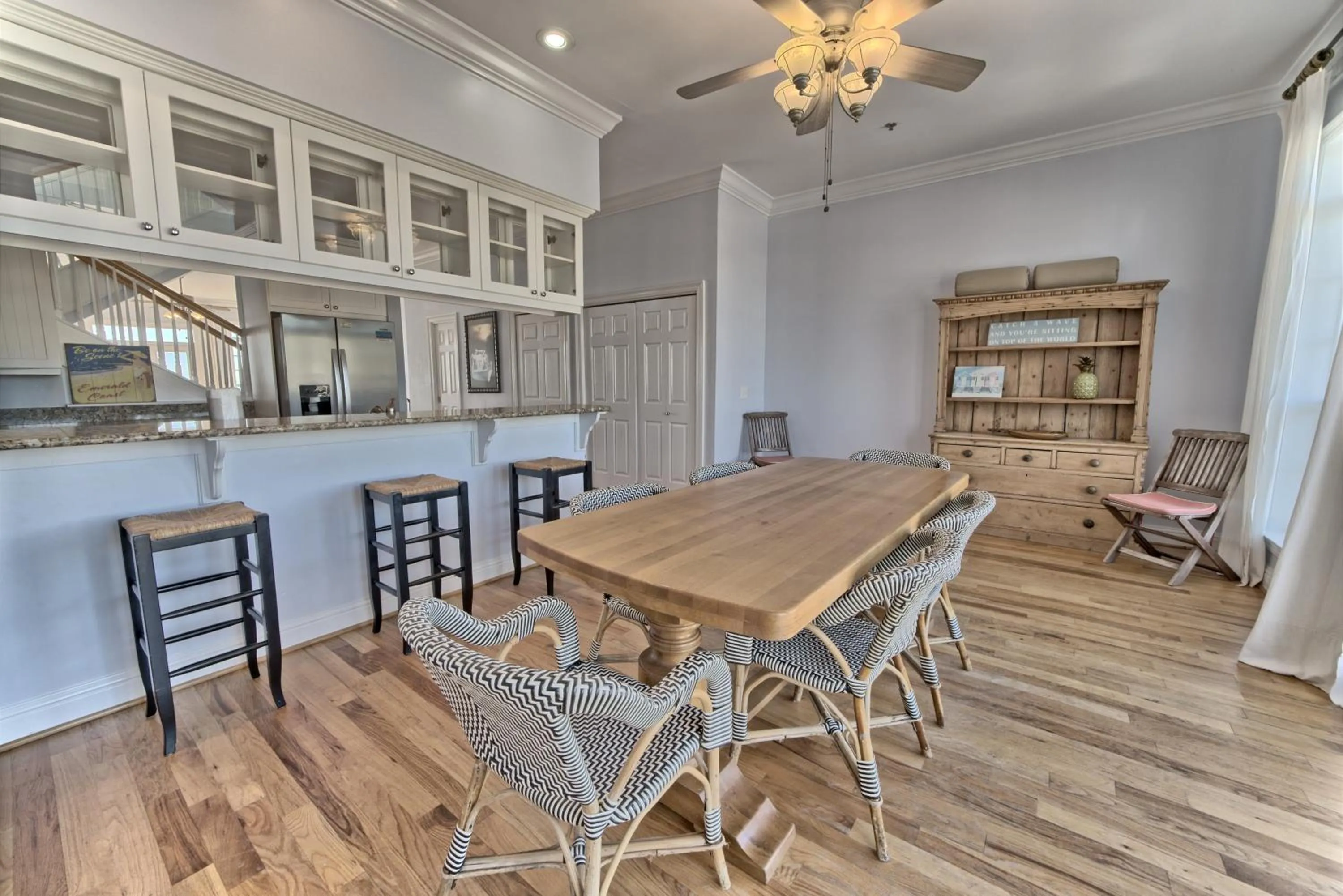 Dining area in Pineapple Villas