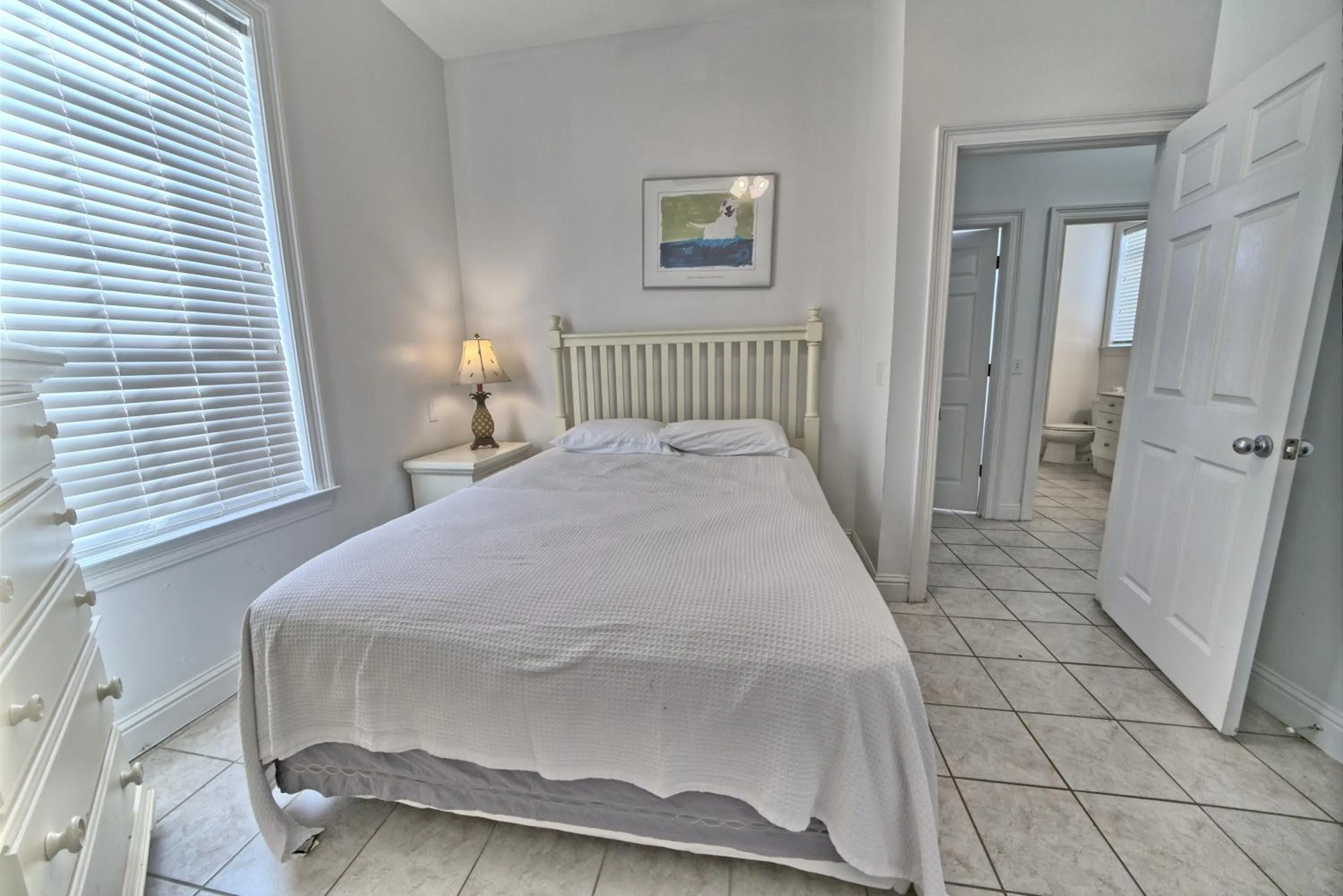 Bedroom in Pineapple Villas