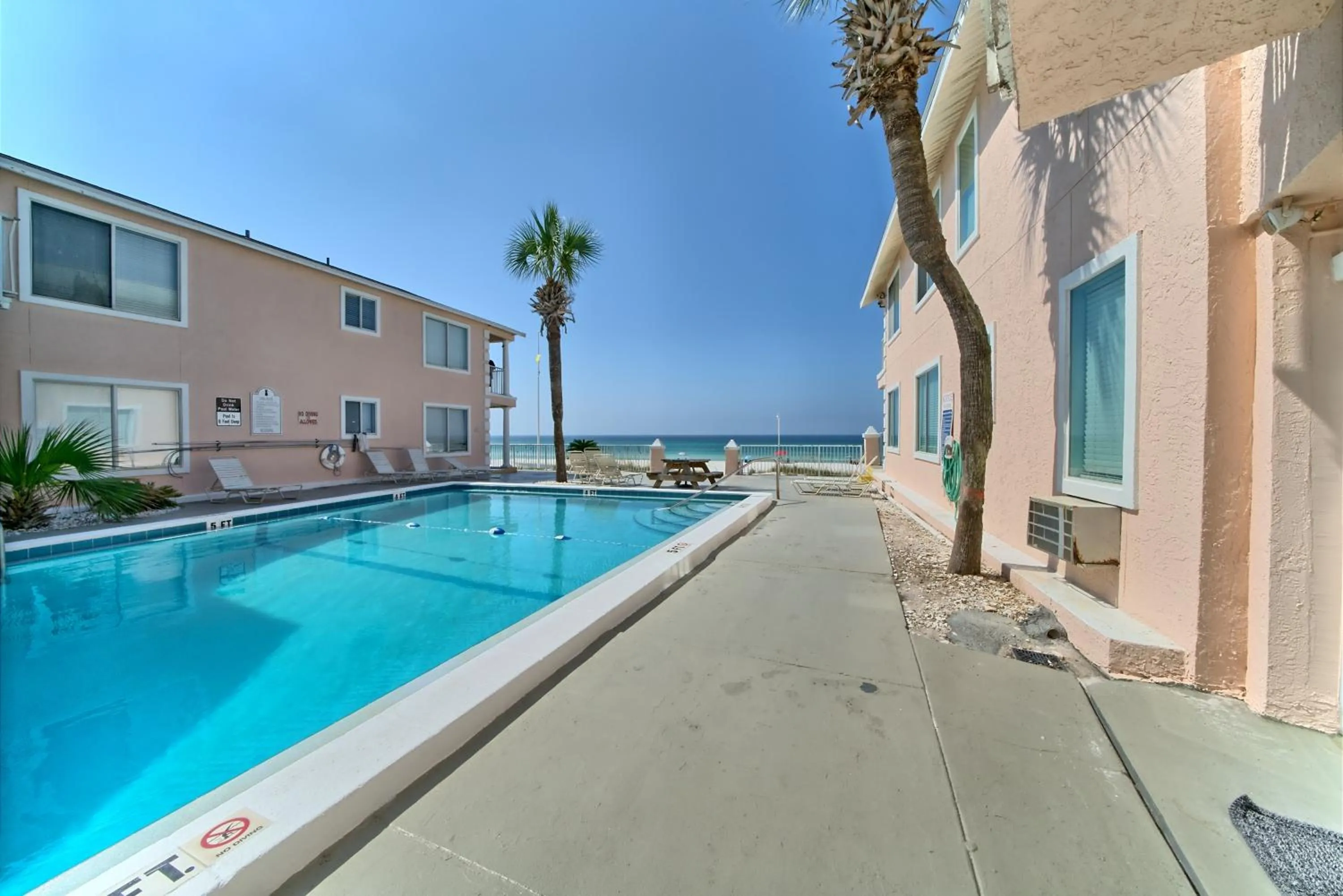 Pool view in Pineapple Villas
