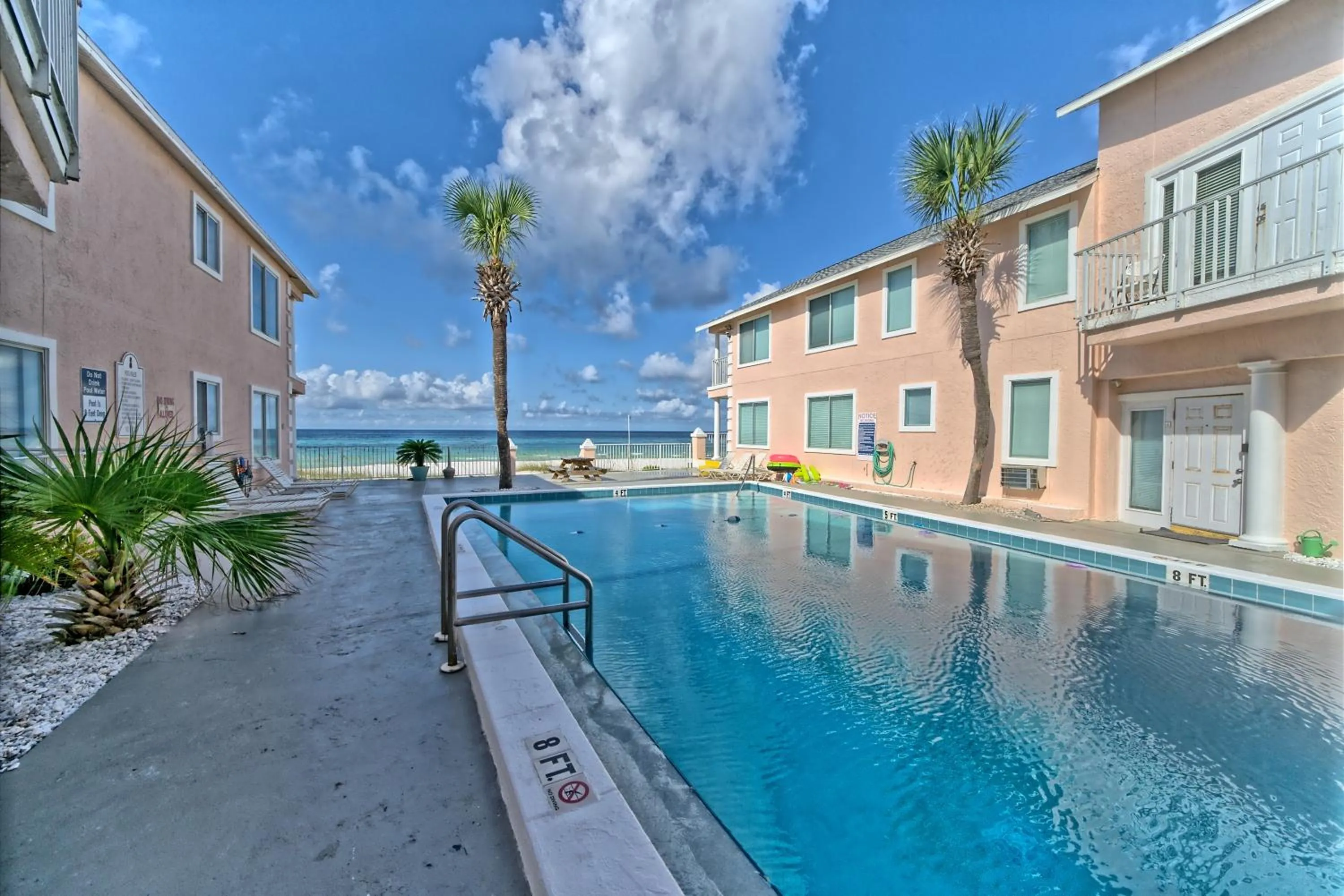 Pool view in Pineapple Villas
