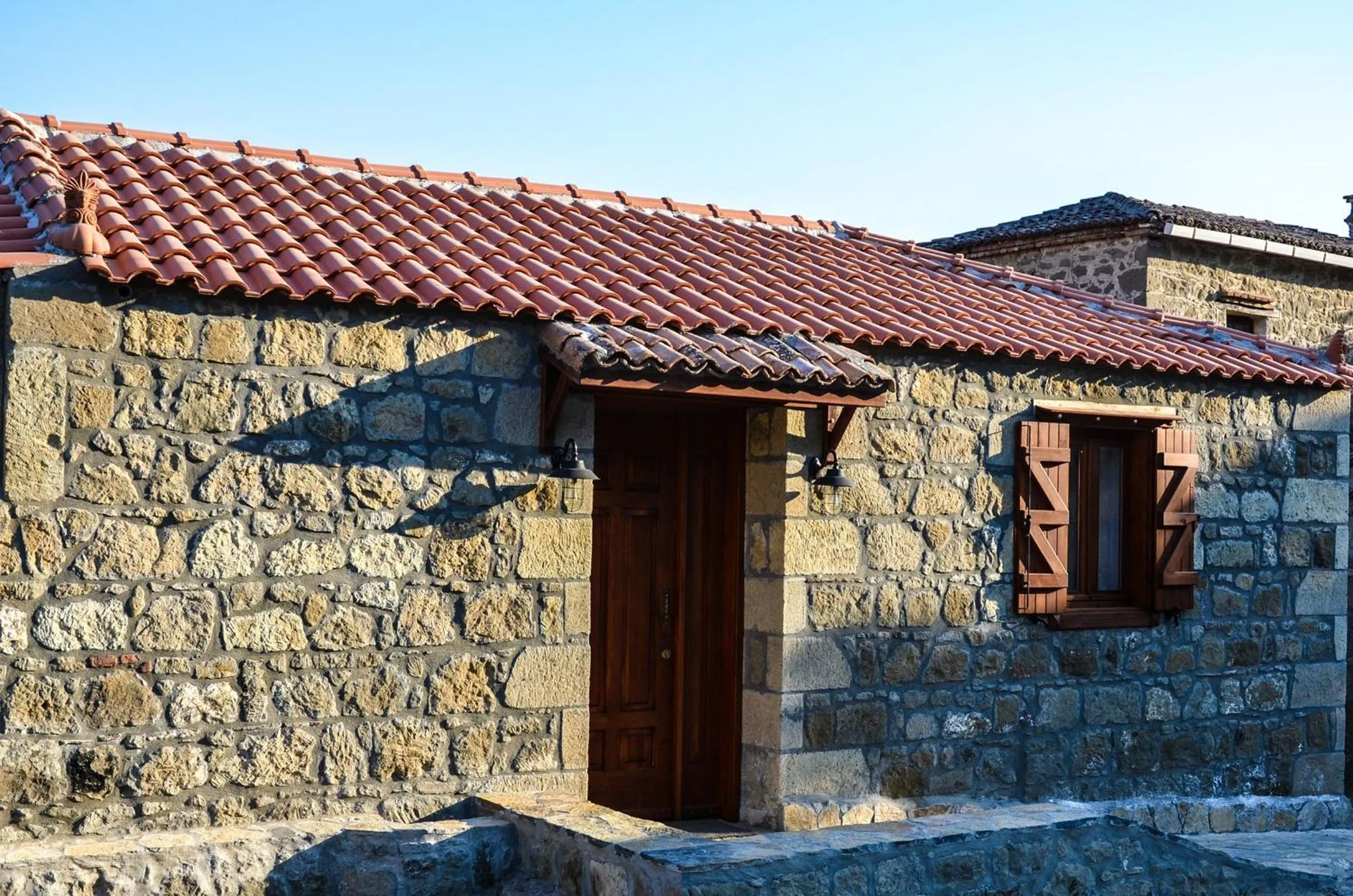 Property building in Mavras Tas Odalar