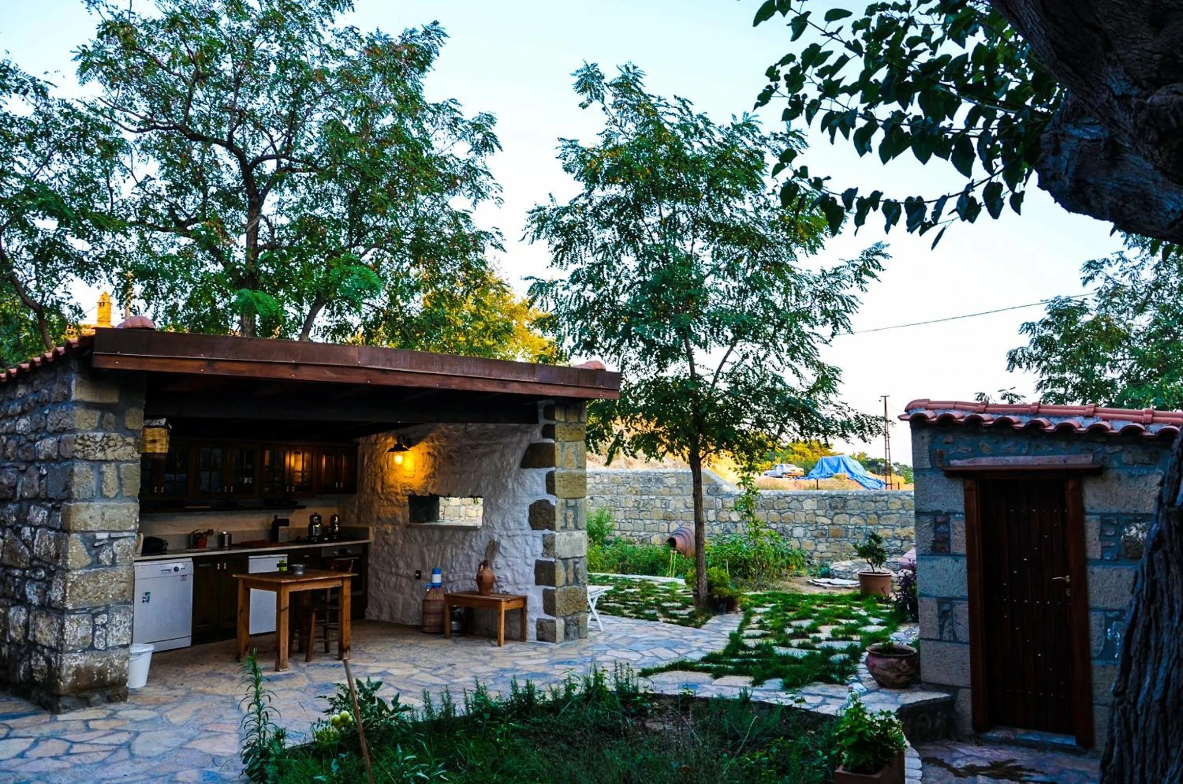 BBQ facilities in Mavras Tas Odalar