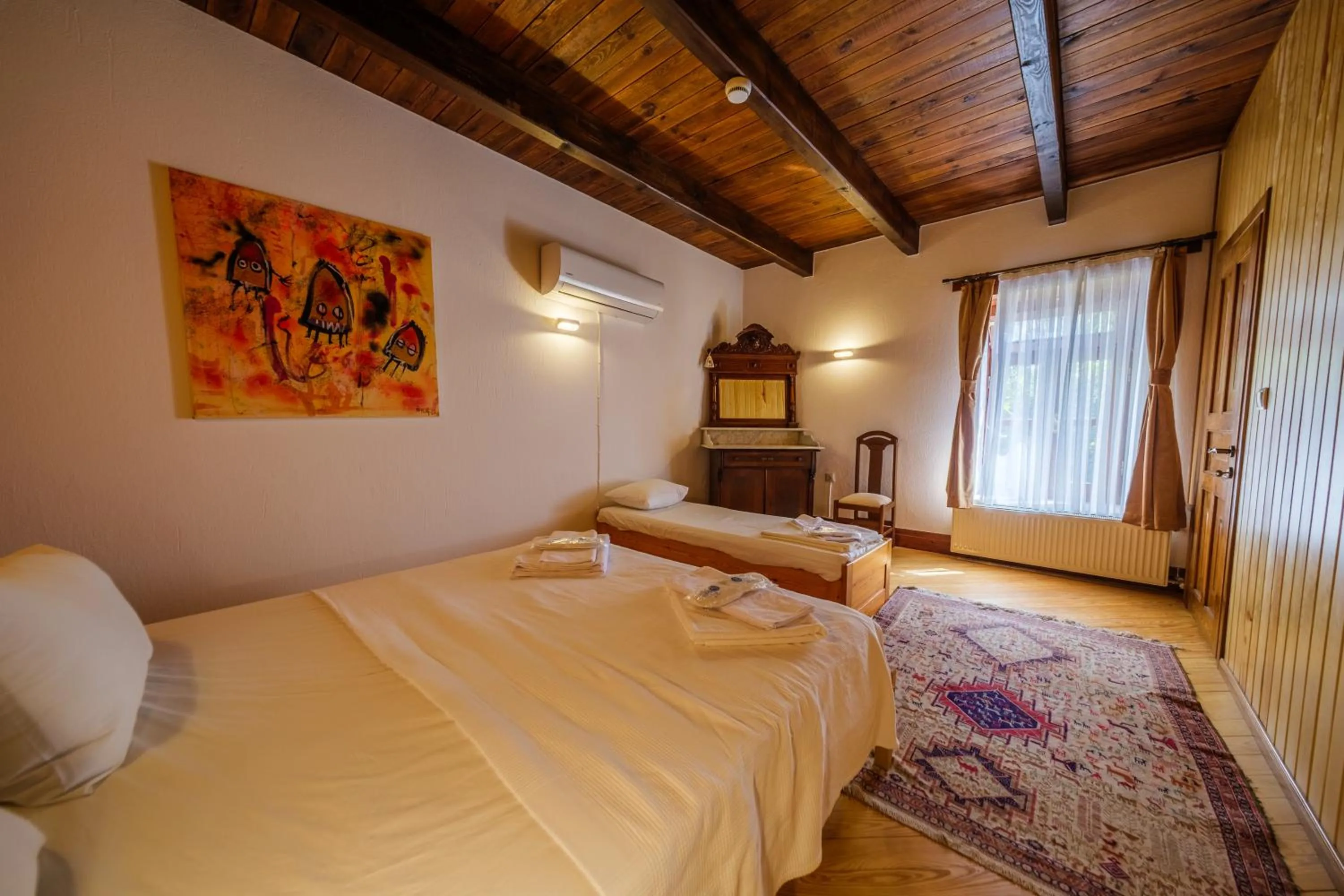 Bed in Mavras Tas Odalar