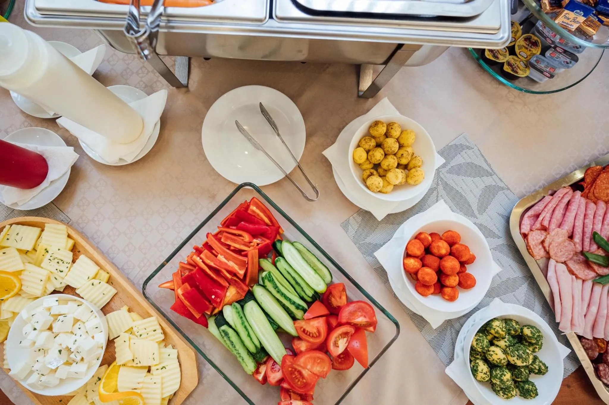 Breakfast in Pensiunea Comfort