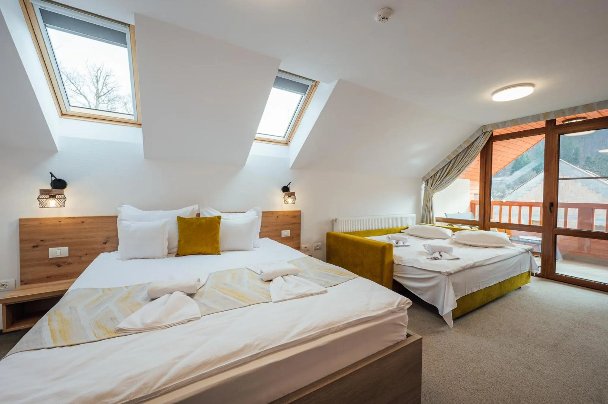 Bed in Pensiunea Comfort