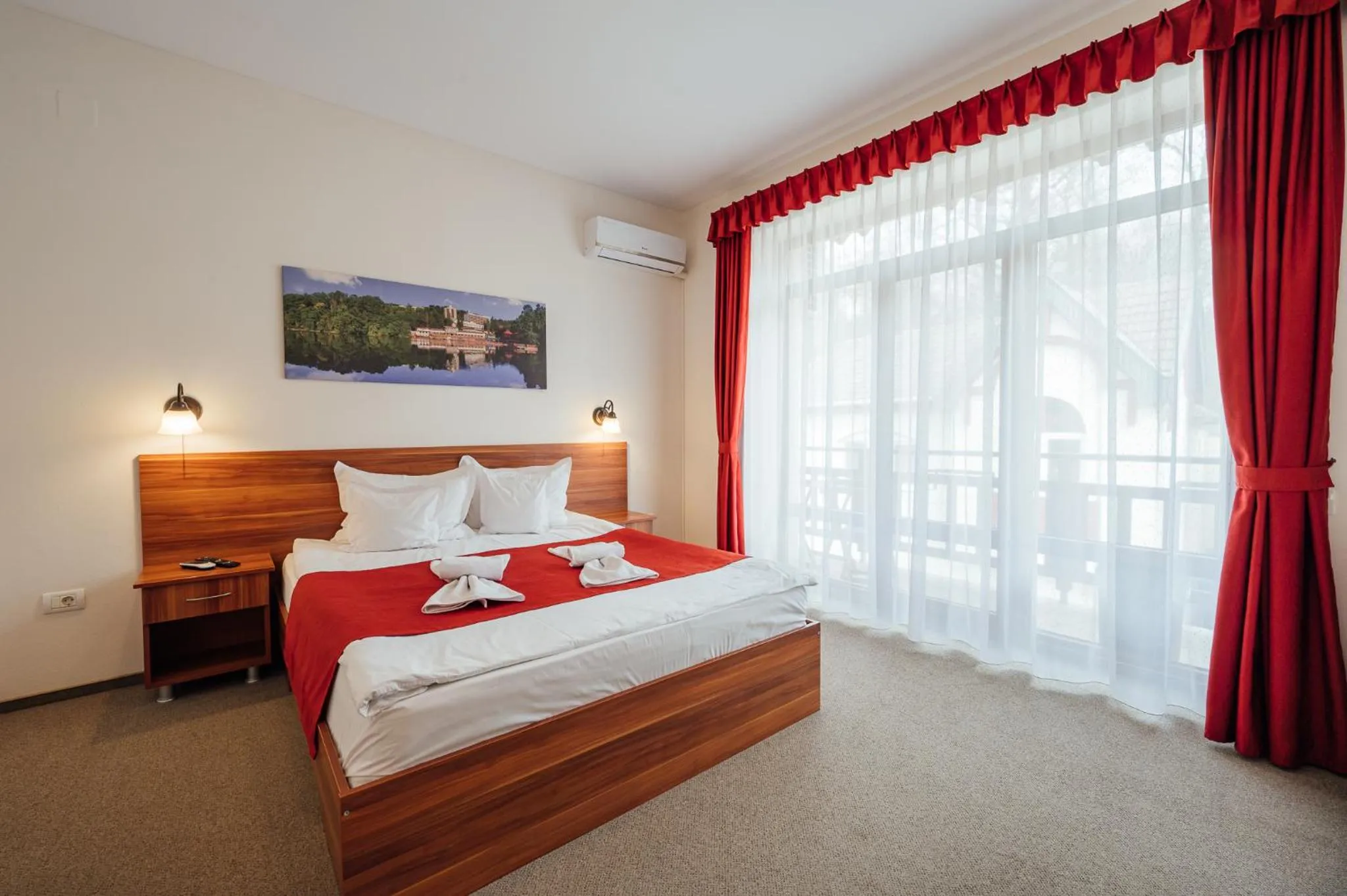 Bed in Pensiunea Comfort