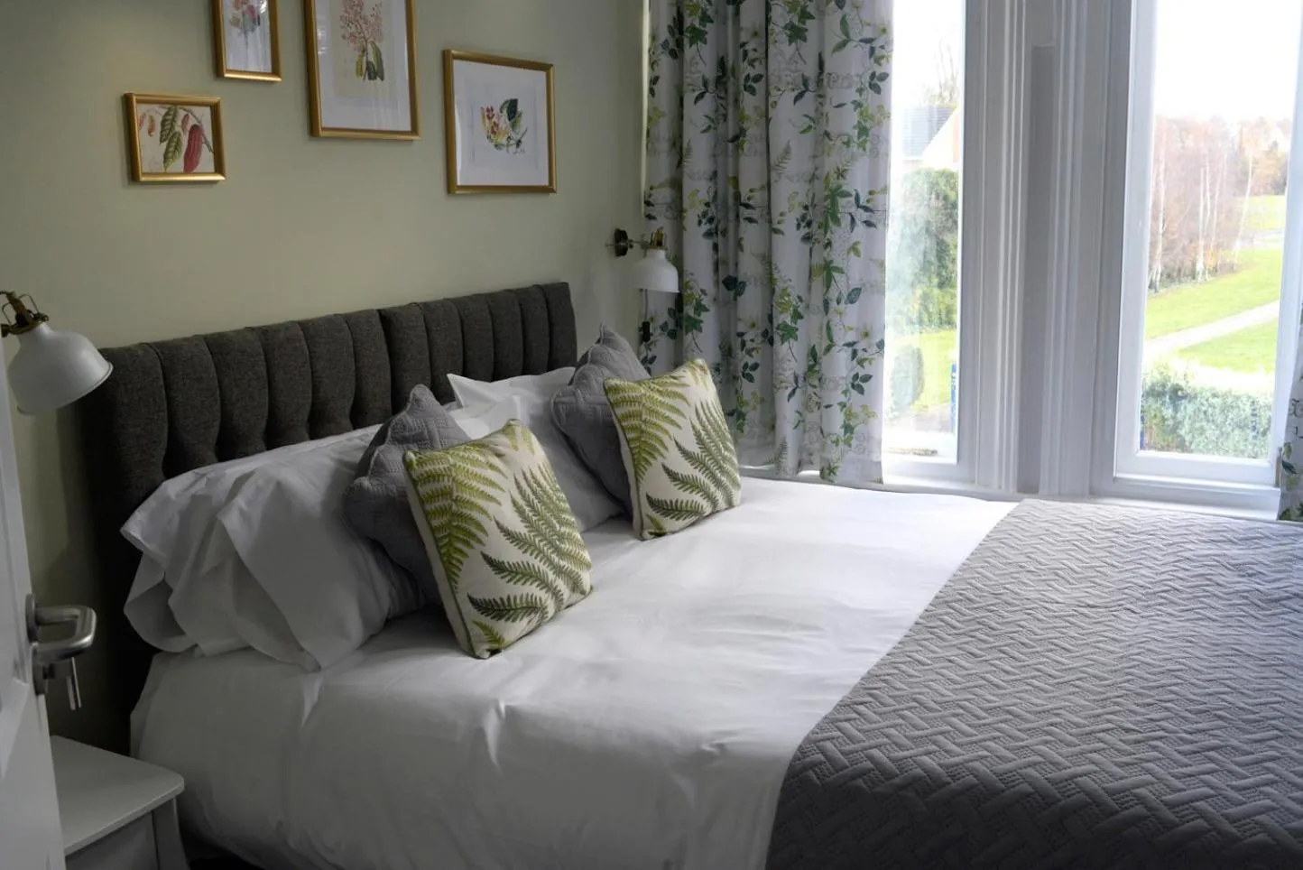 Bed in The Milford Arms