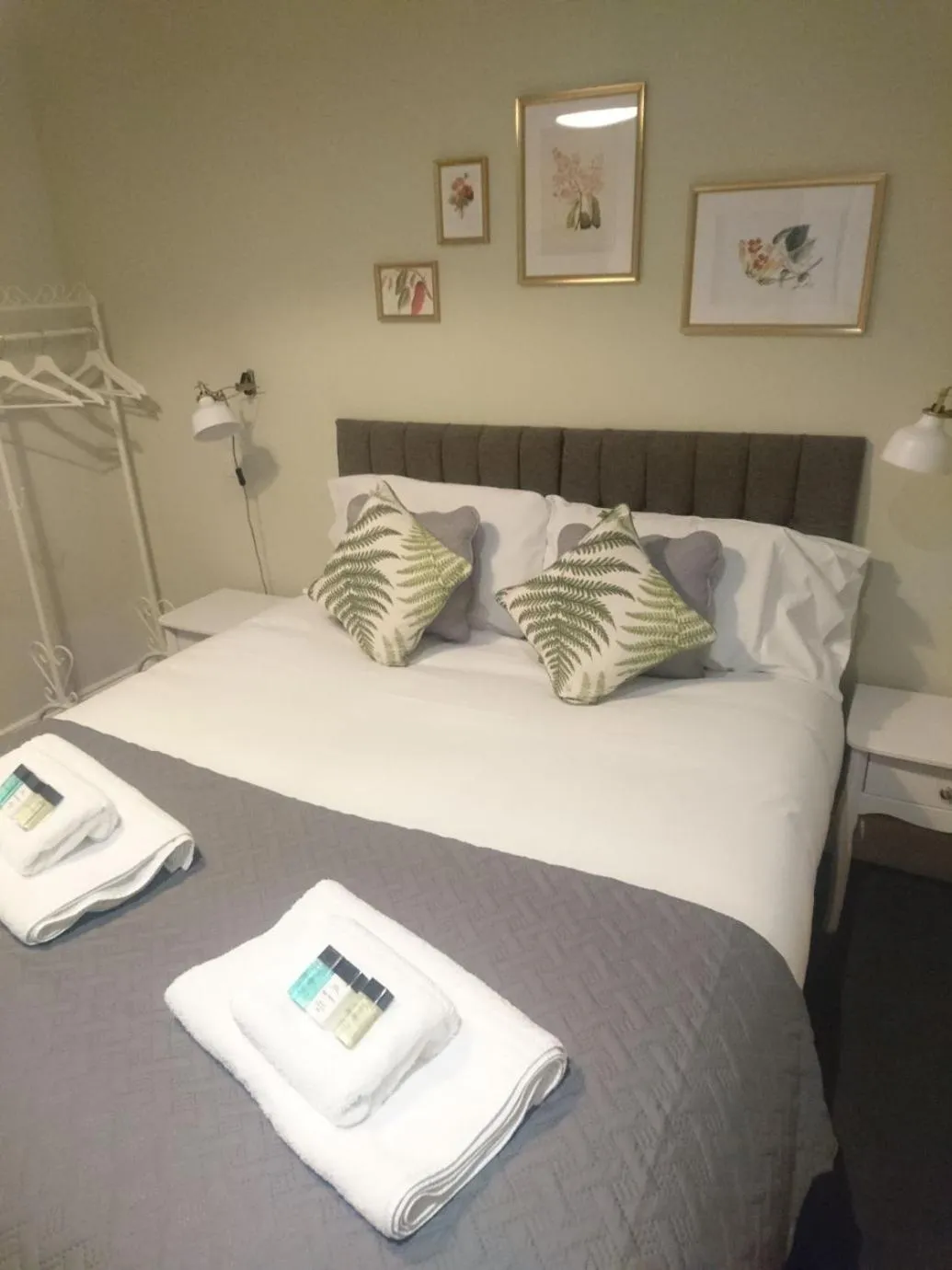 Bed in The Milford Arms