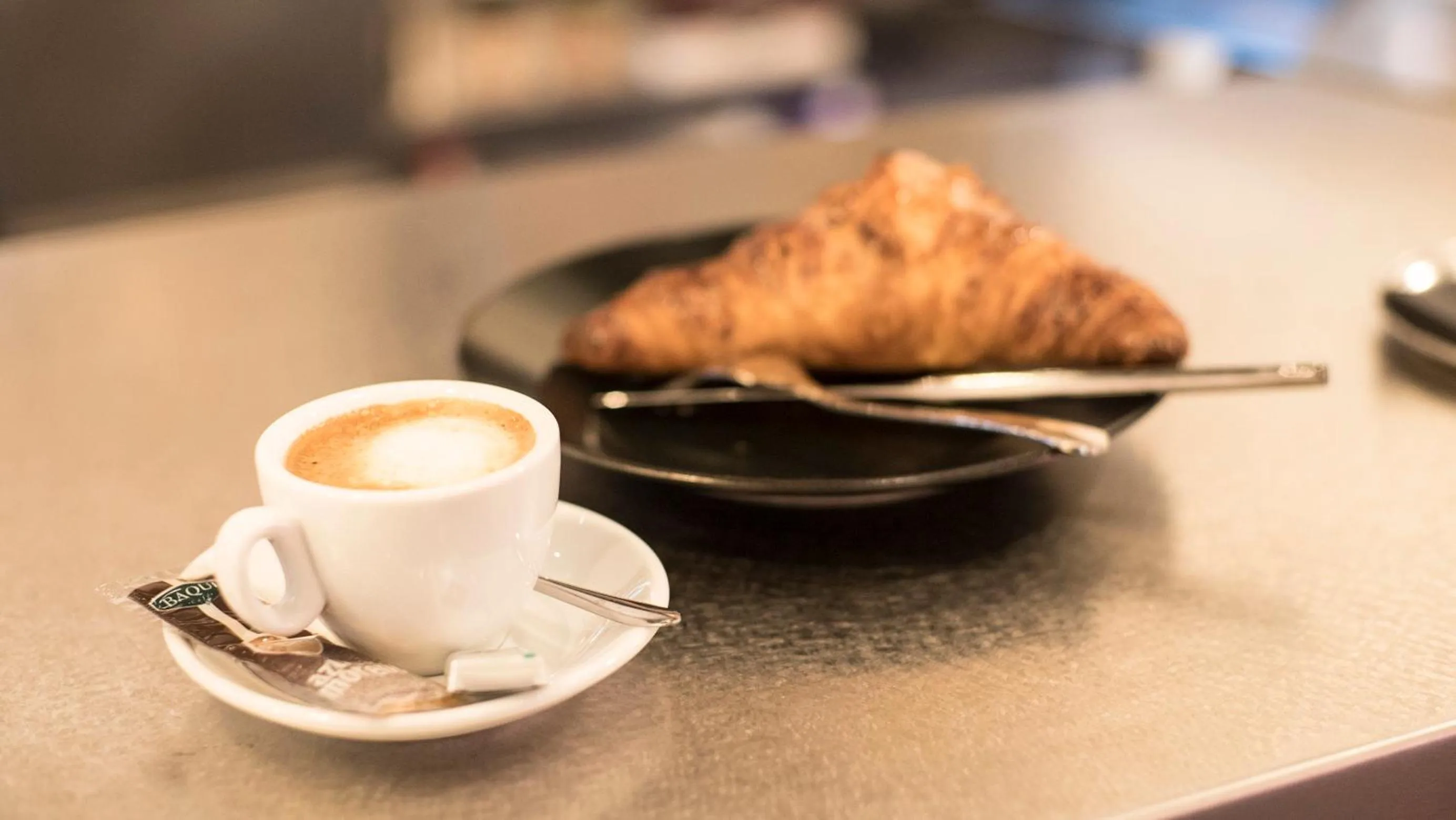 Restaurant/places to eat in Koisi Hostel