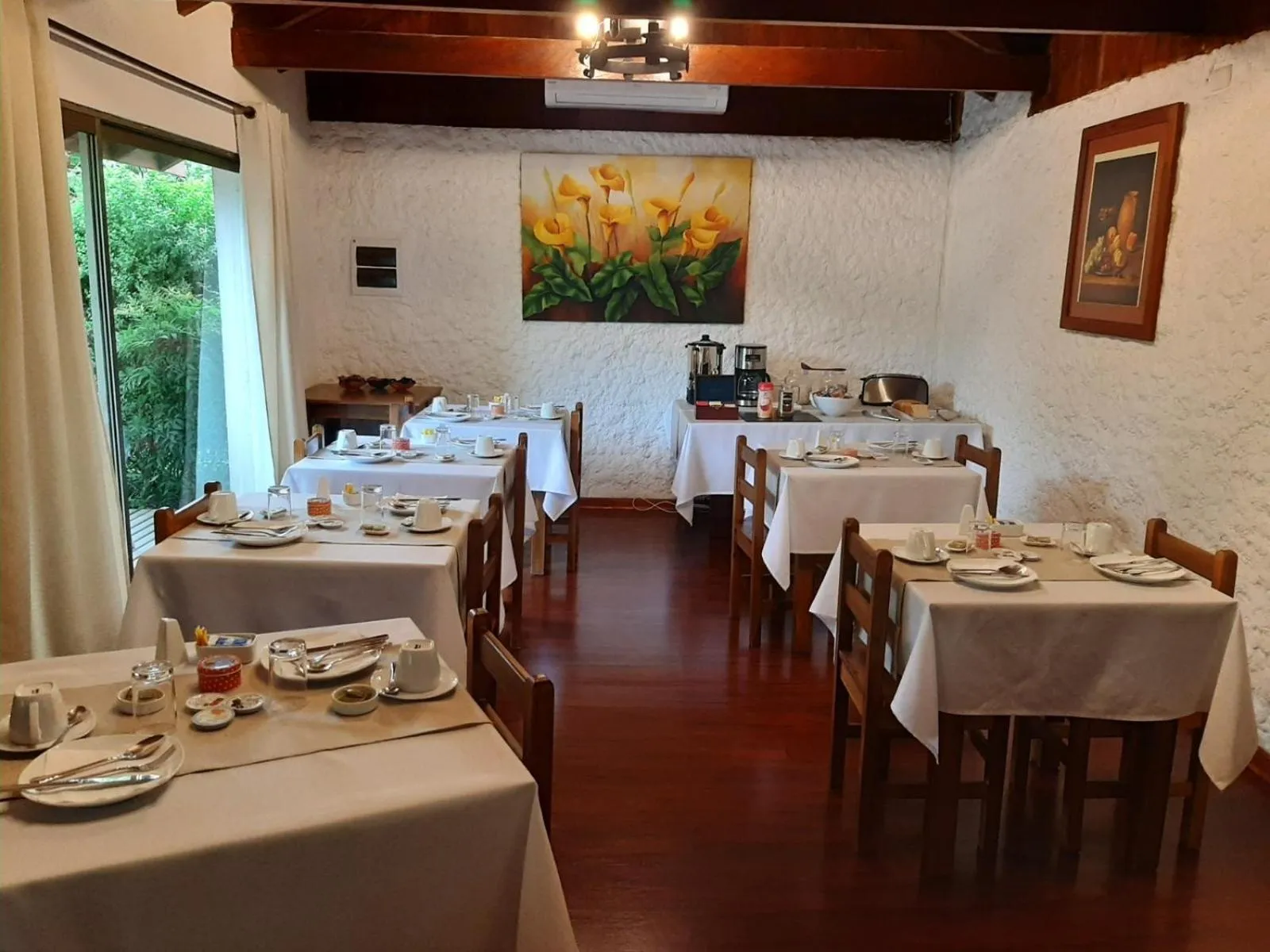 Food and drinks in Casa Calfu