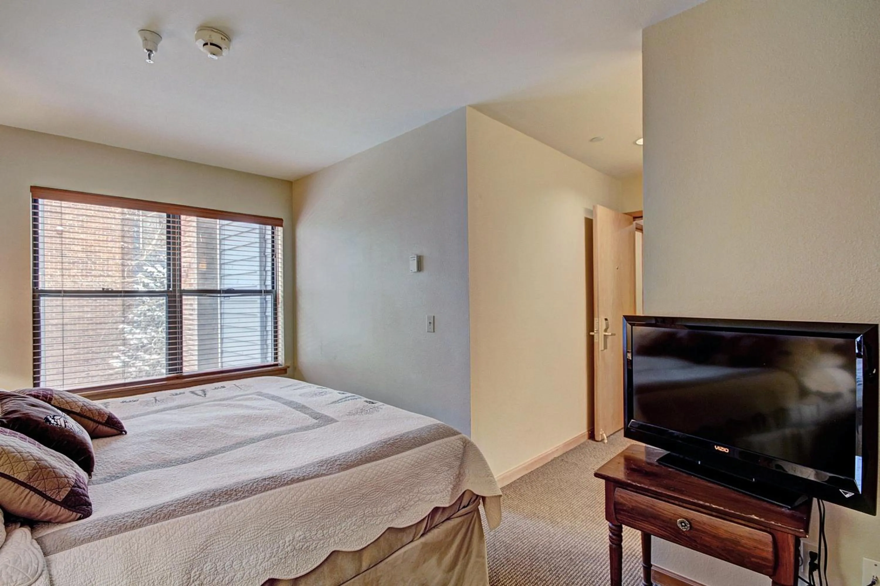 Bedroom, Bed in River Mountain Lodge, A Vail Resorts Property