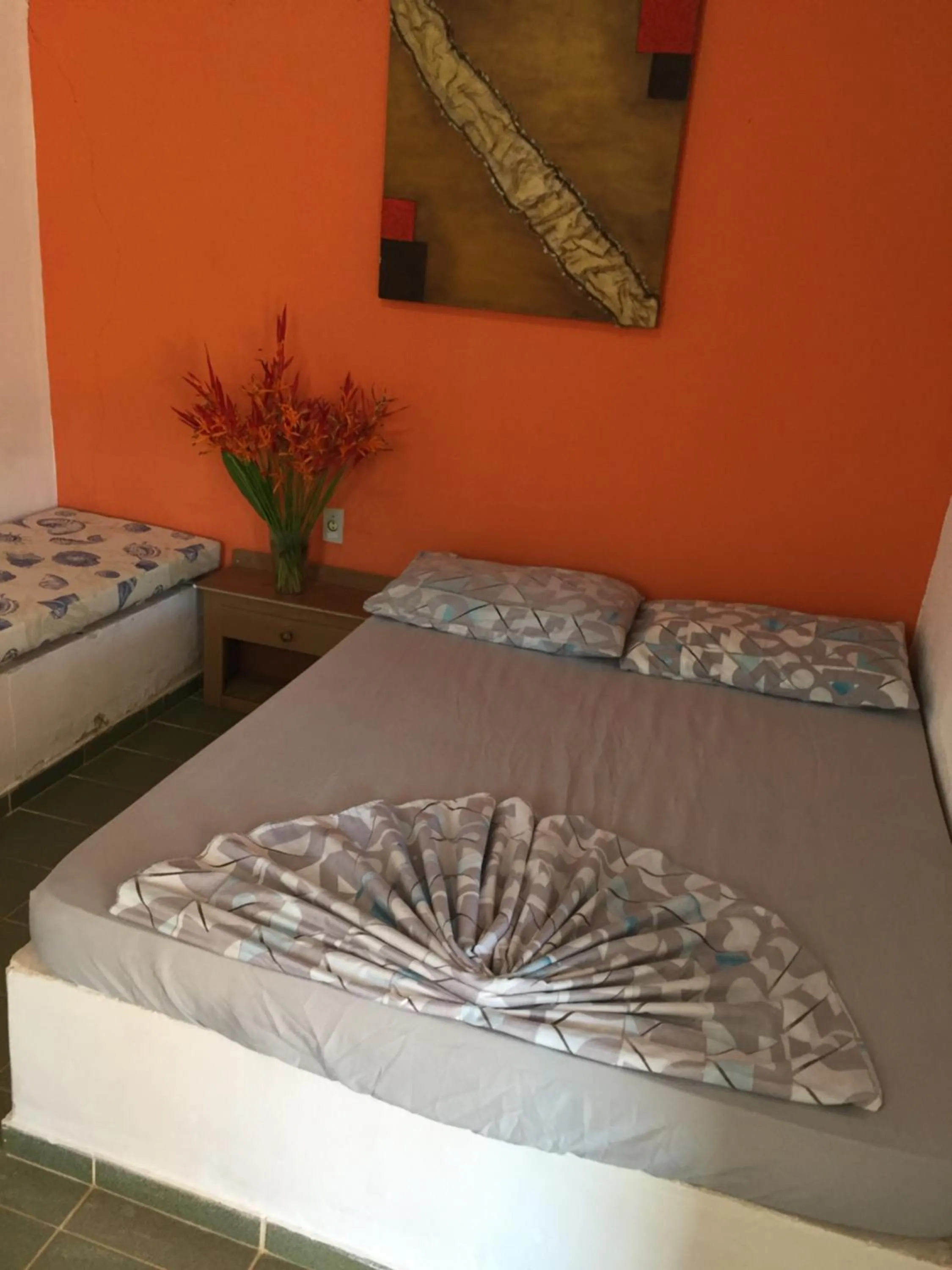 Property building, Bed in Pousada Ecológica Cavalo de Pedra