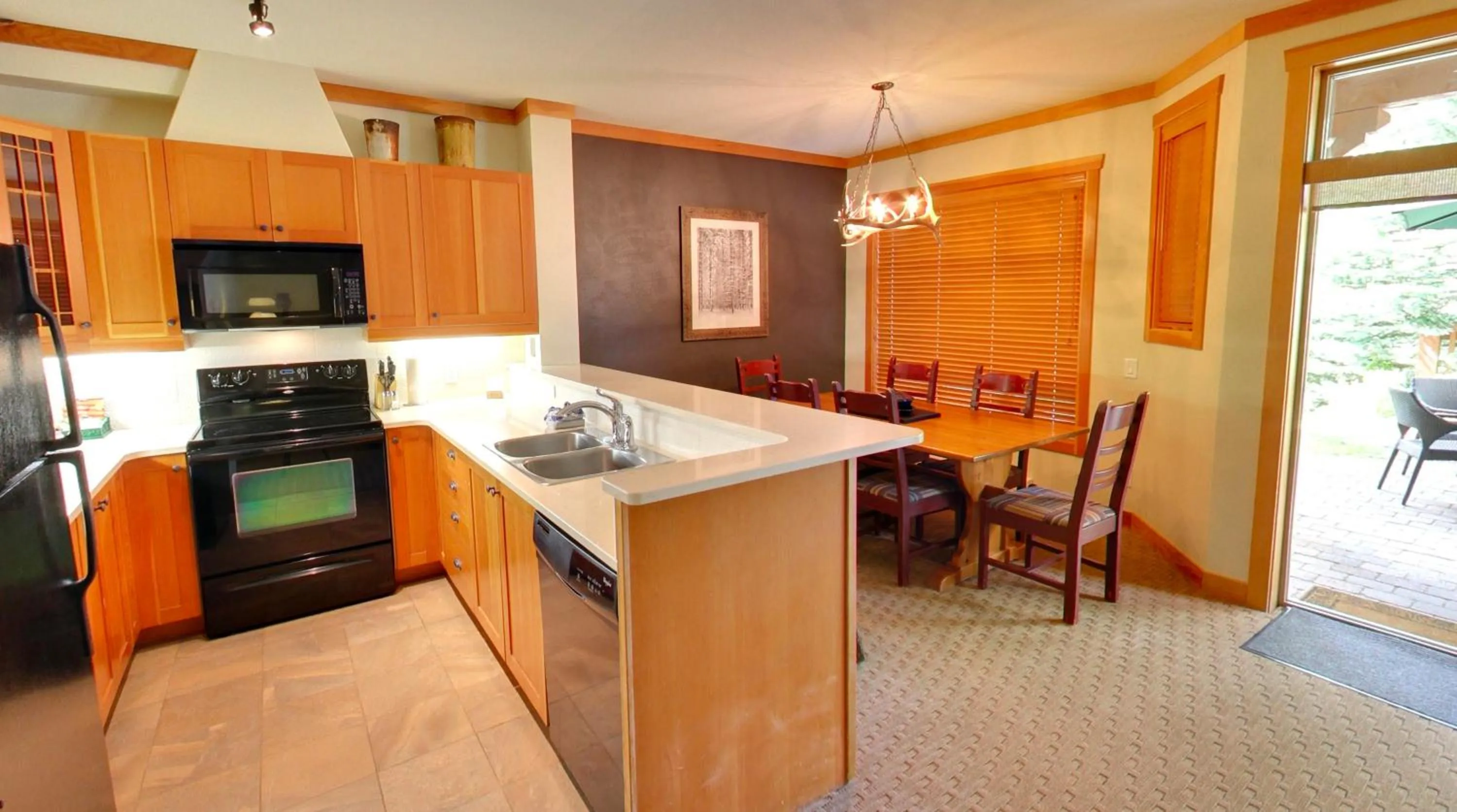 Coffee/tea facilities in Embarc Panorama