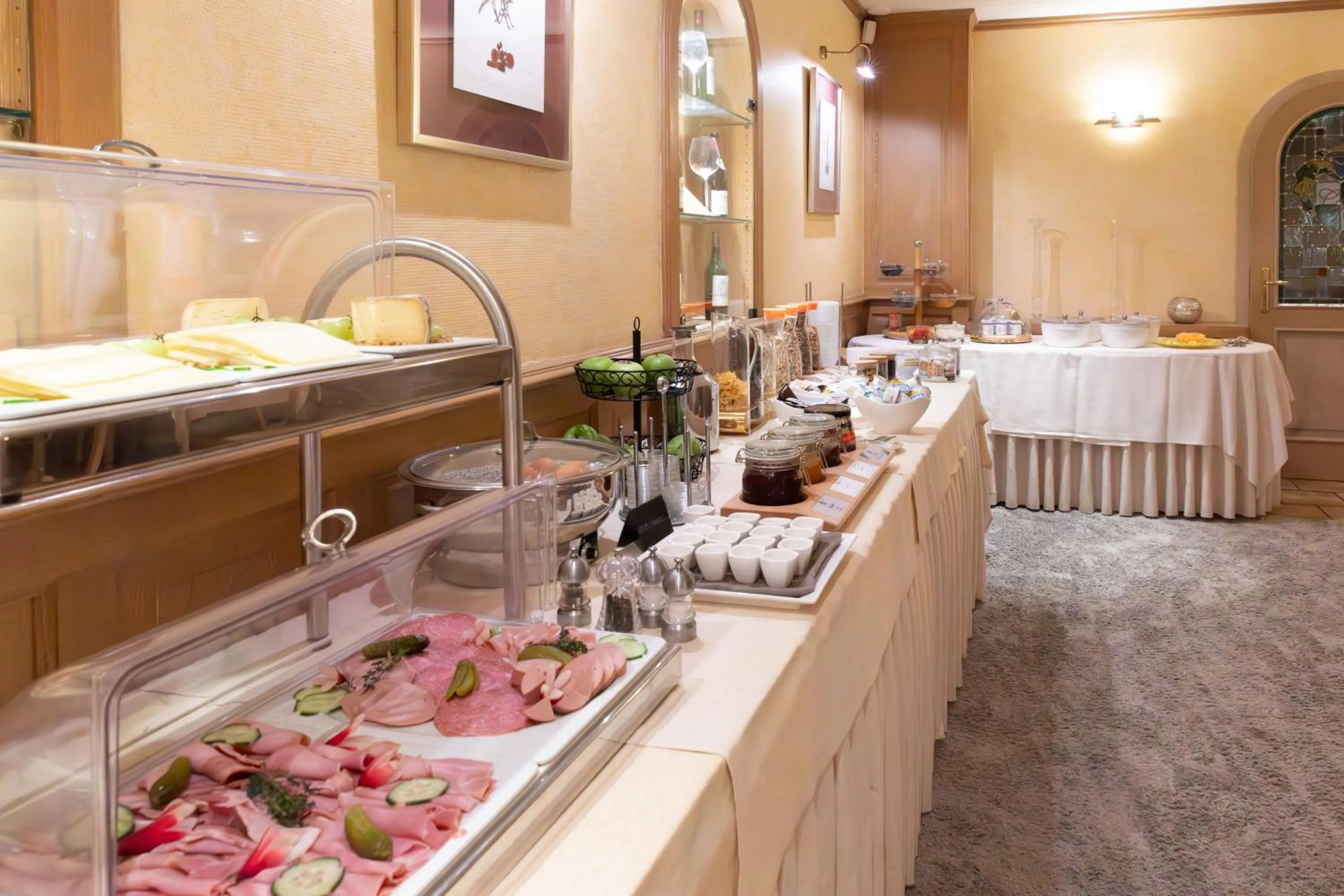 Breakfast in Domaine de la Forêt