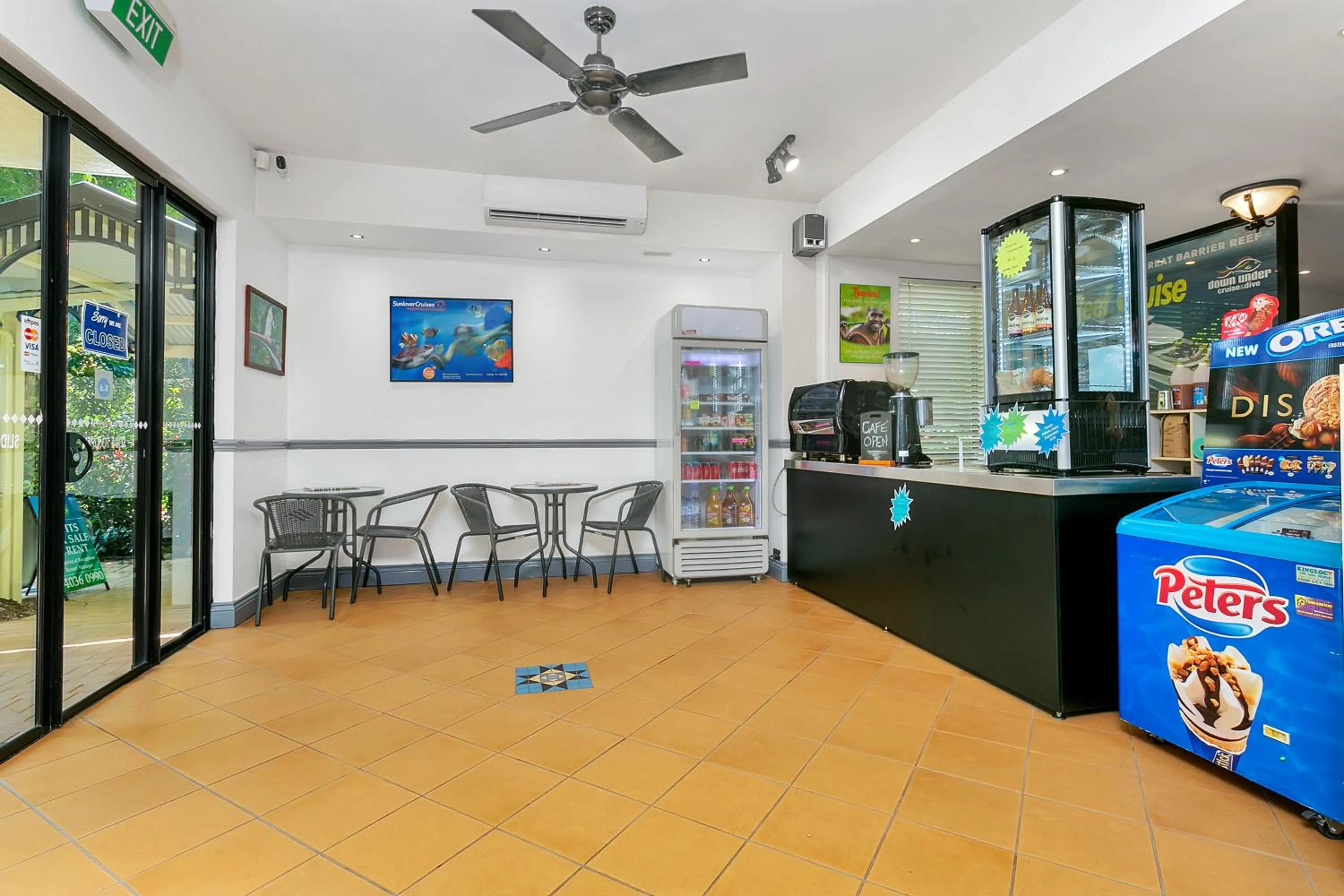 Coffee/tea facilities in Trinity Links Resort