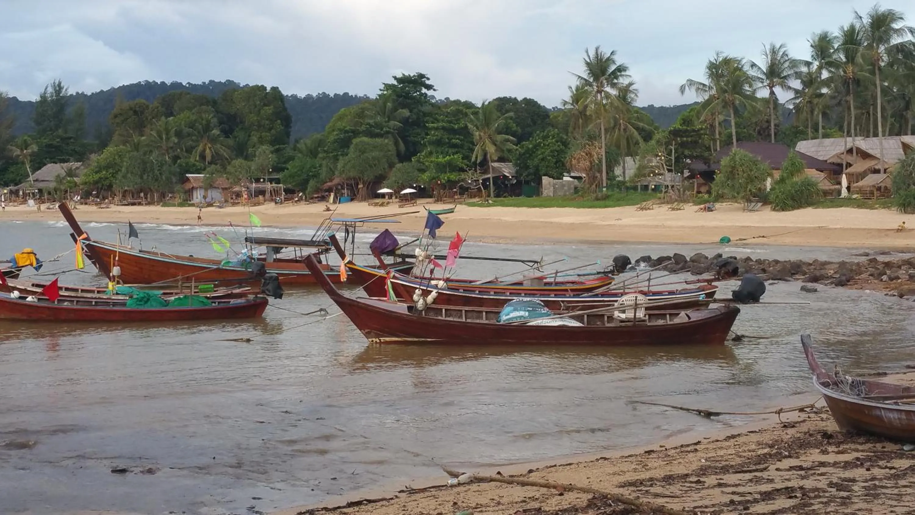 Beach in Lazy Days Bungalows