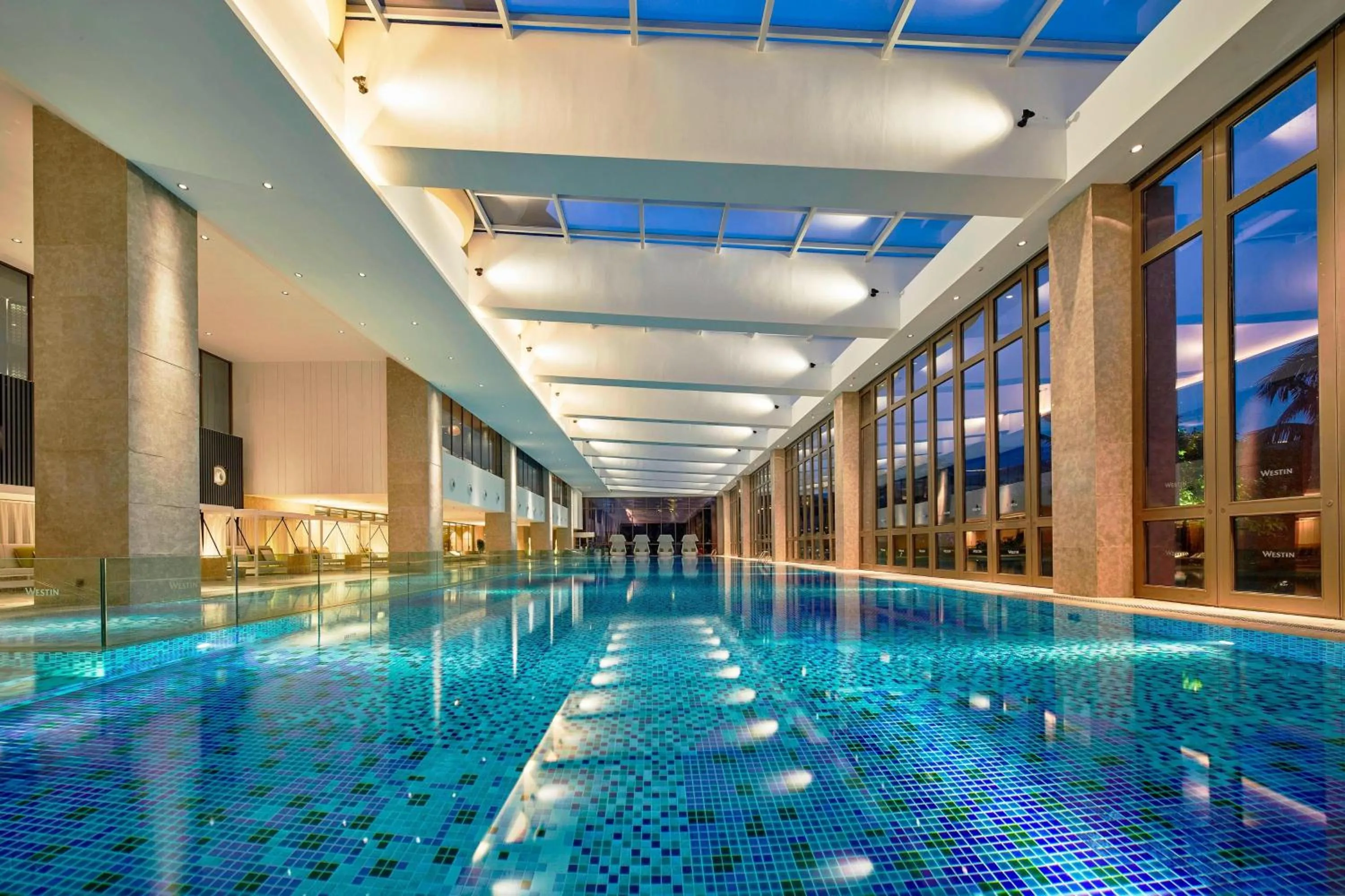 Swimming pool in The Westin Shimei Bay Resort