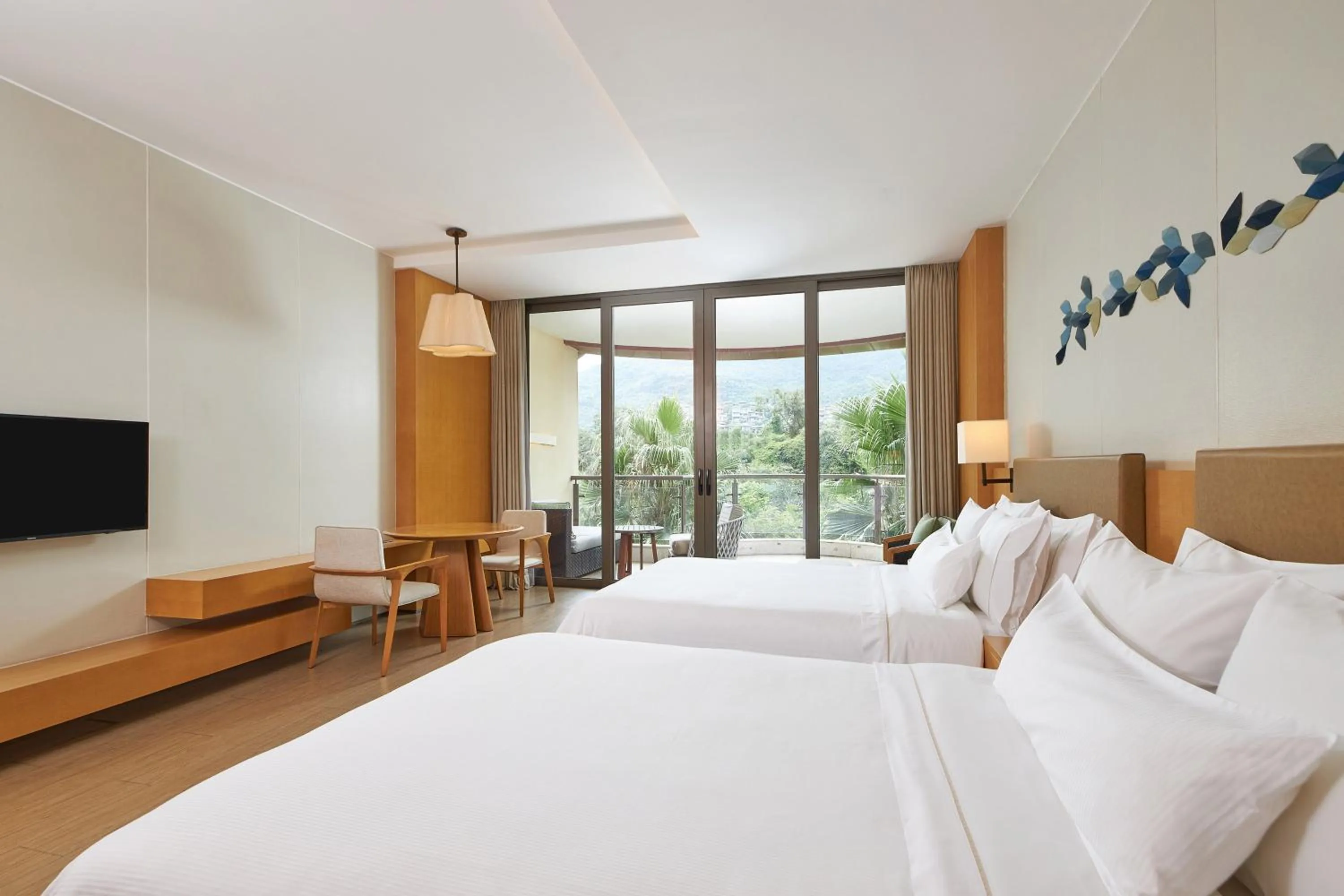 Photo of the whole room, Bed in The Westin Shimei Bay Resort