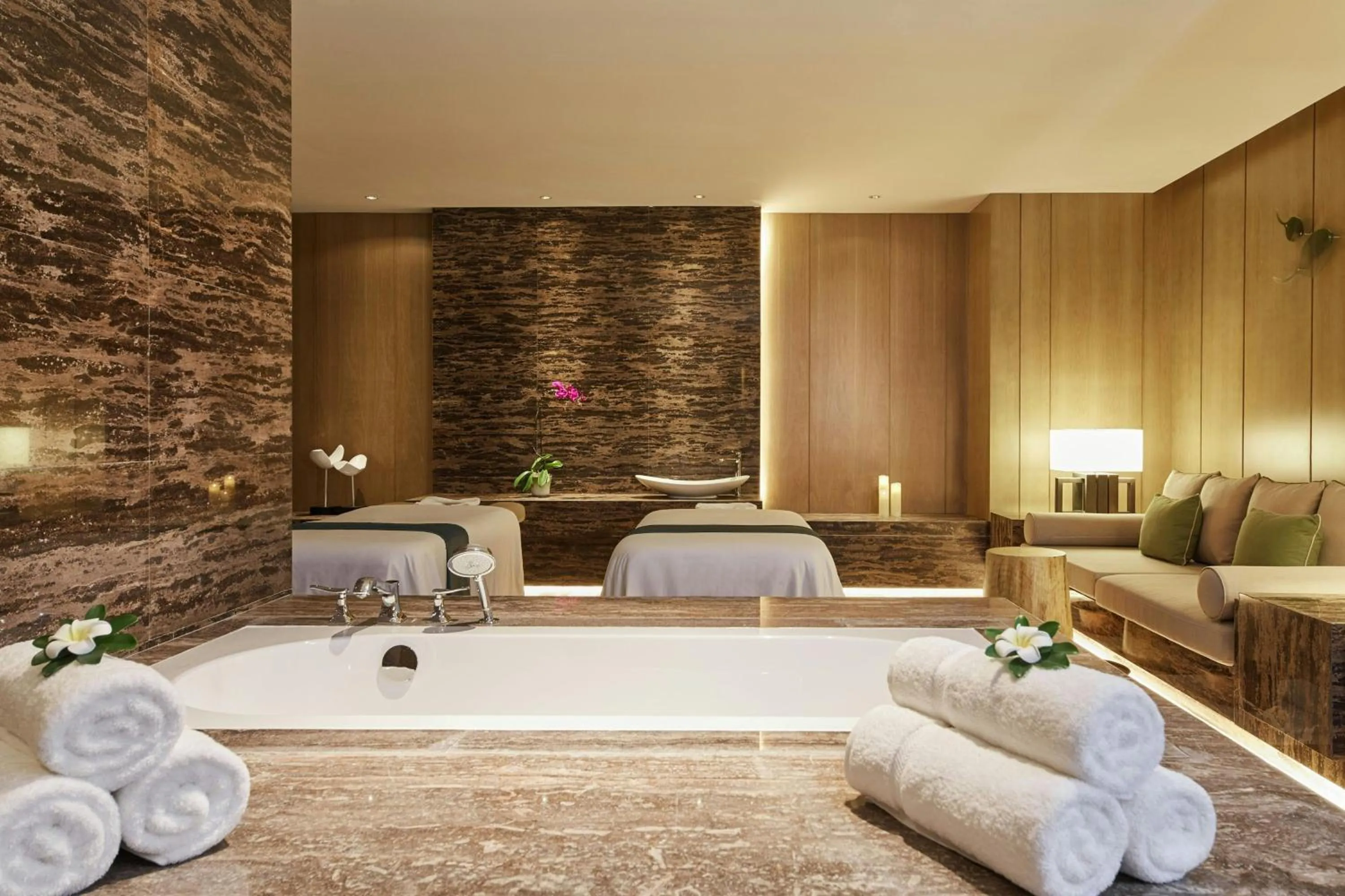 Spa and wellness centre/facilities, Bed in The Westin Shimei Bay Resort